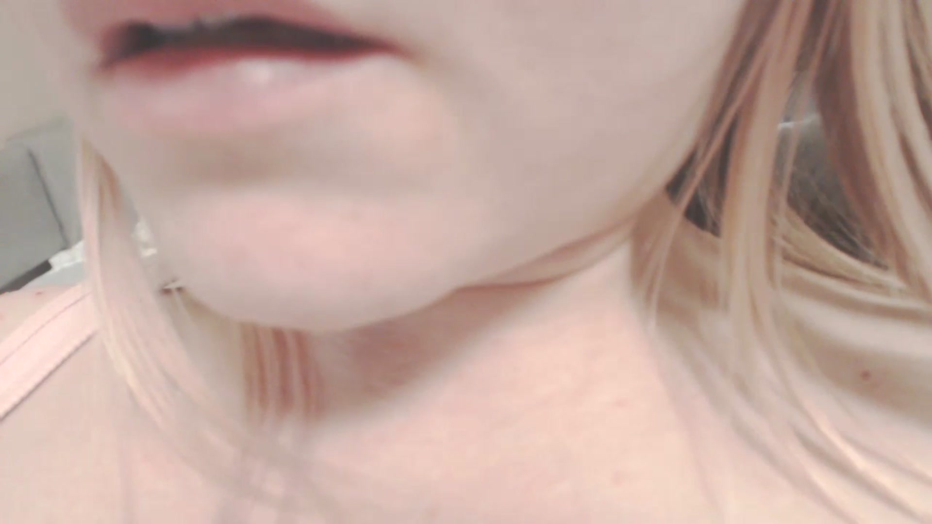 Gallery image thumbnail from SoLittleAmber's myfreecams stream on, 02/15/2024, 12:33 image 5 of 20