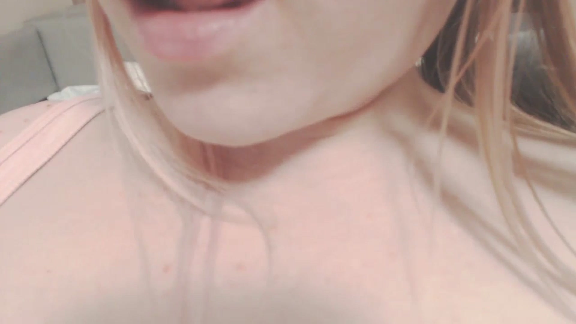 Gallery image thumbnail from SoLittleAmber's myfreecams stream on, 02/15/2024, 12:33 image 4 of 20
