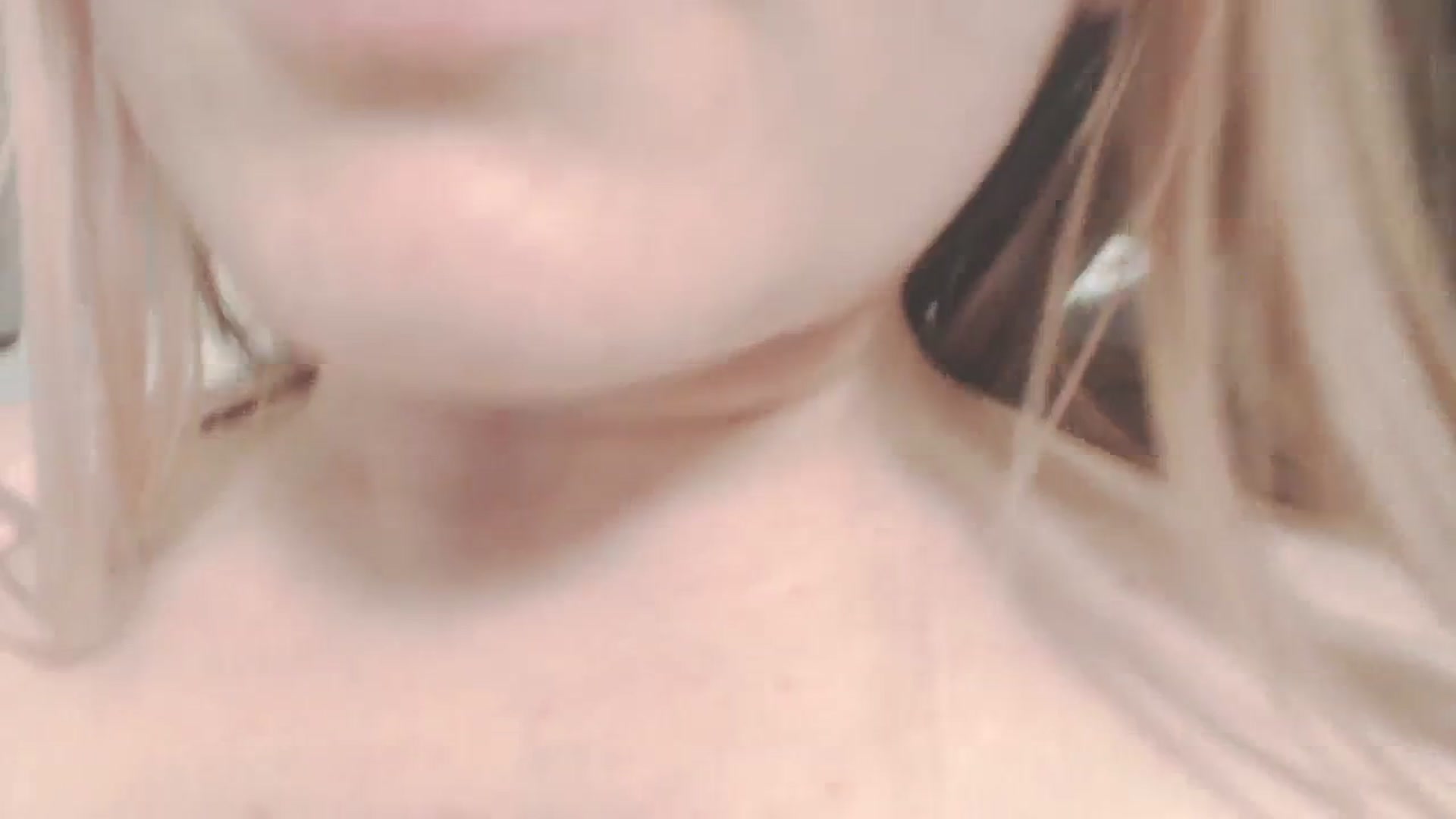 Gallery image thumbnail from SoLittleAmber's myfreecams stream on, 02/15/2024, 12:33 image 3 of 20