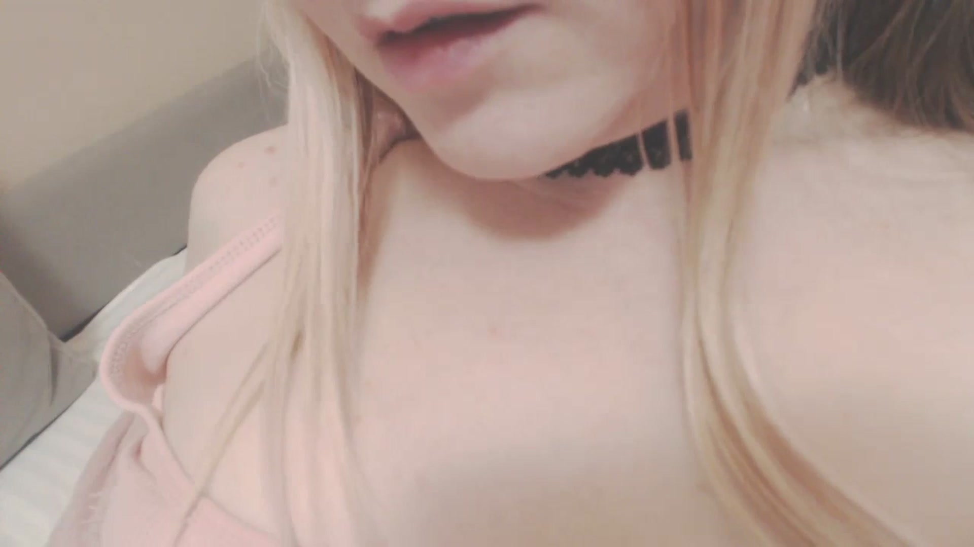 Gallery image thumbnail from SoLittleAmber's myfreecams stream on, 02/29/2024, 15:55 image 15 of 20