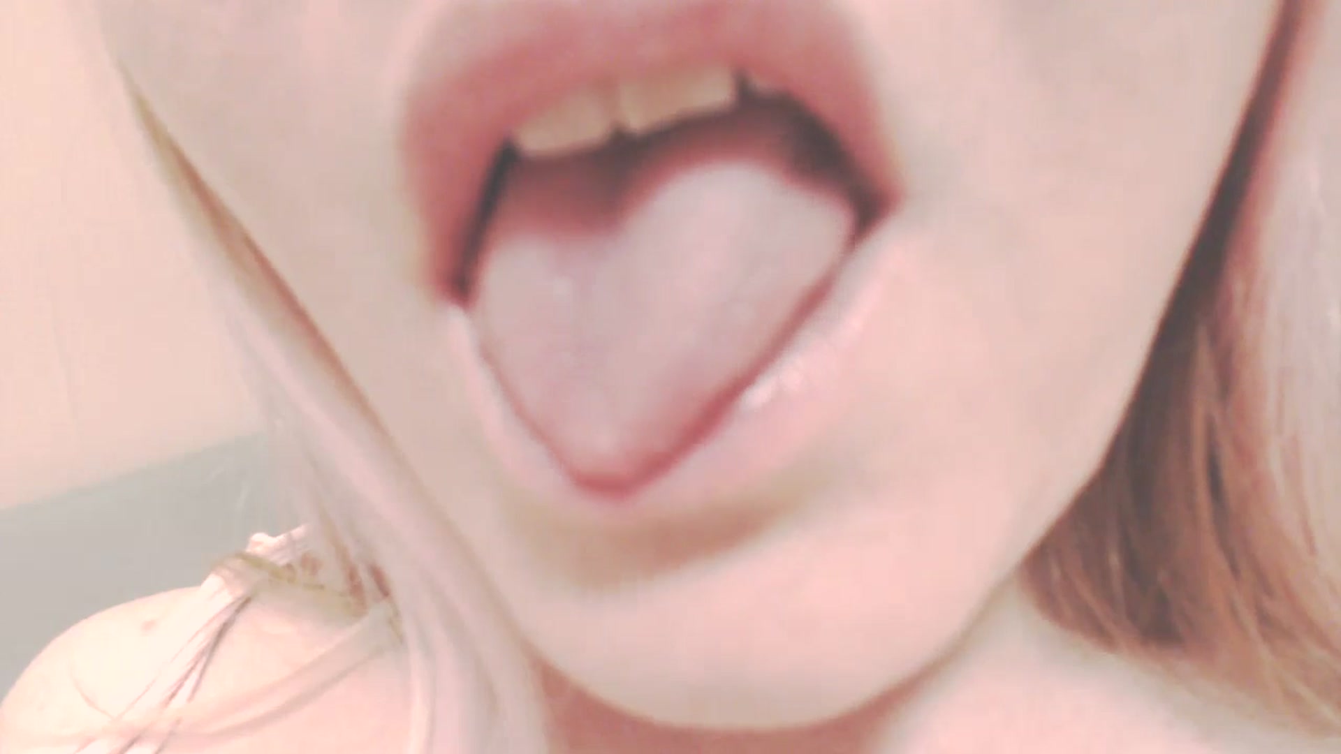 Gallery image thumbnail from SoLittleAmber's myfreecams stream on, 07/15/2024, 20:55 image 4 of 20