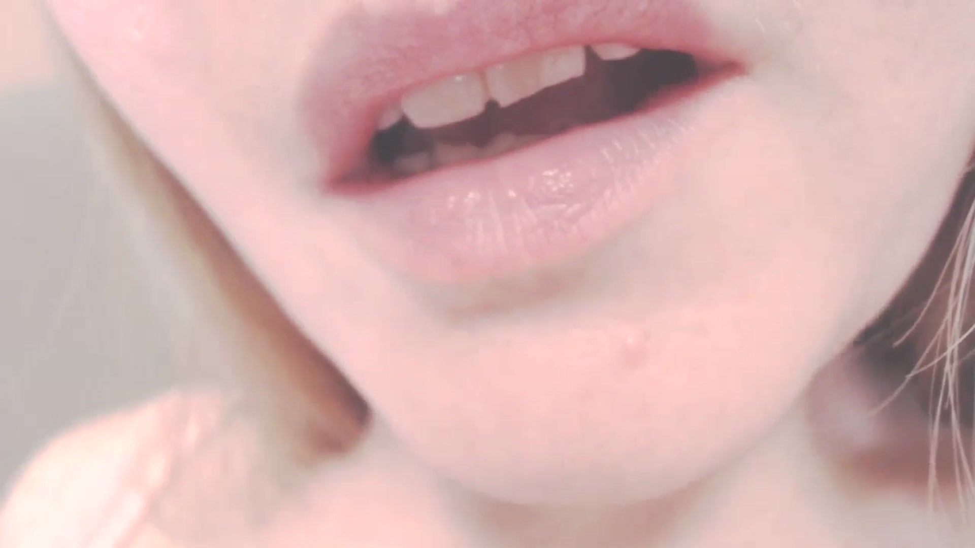 Gallery image thumbnail from SoLittleAmber's myfreecams stream on, 07/26/2024, 11:21 image 5 of 20