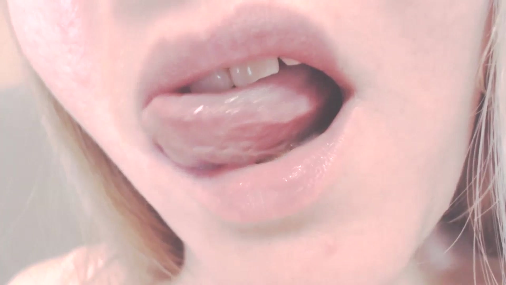Gallery image thumbnail from SoLittleAmber's myfreecams stream on, 07/26/2024, 11:21 image 6 of 20