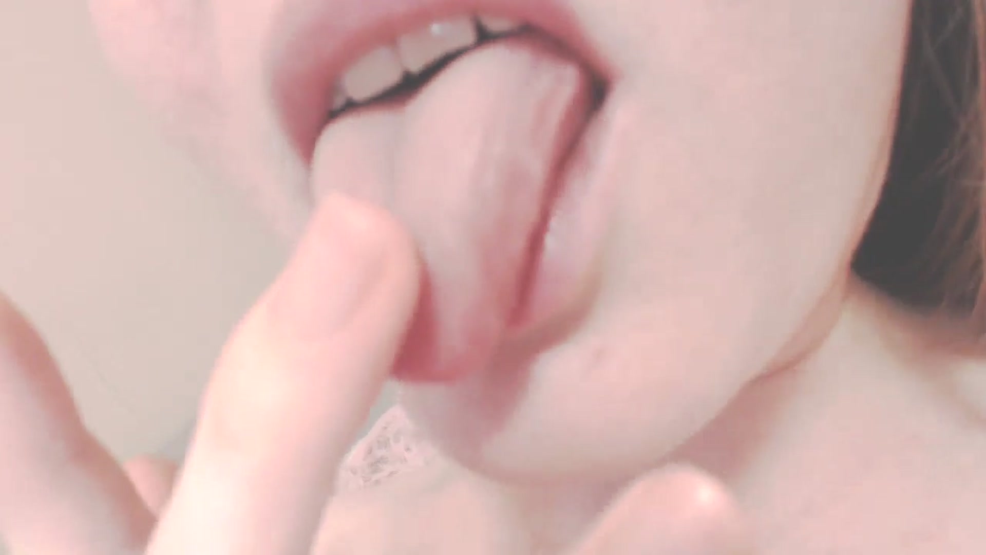 Gallery image thumbnail from SoLittleAmber's myfreecams stream on, 07/28/2024, 12:29 image 4 of 20