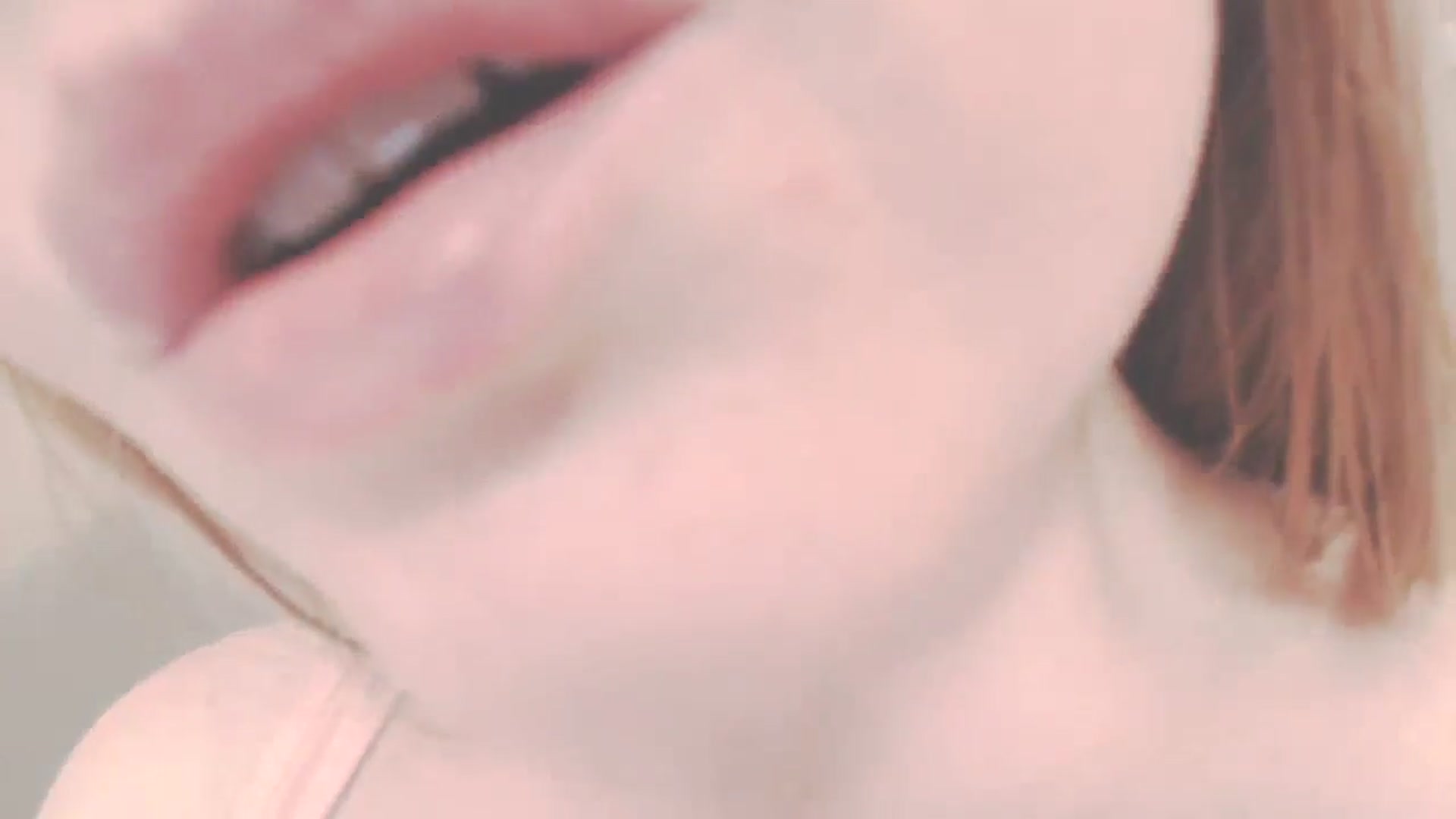 Gallery image thumbnail from SoLittleAmber's myfreecams stream on, 07/31/2024, 13:15 image 9 of 20