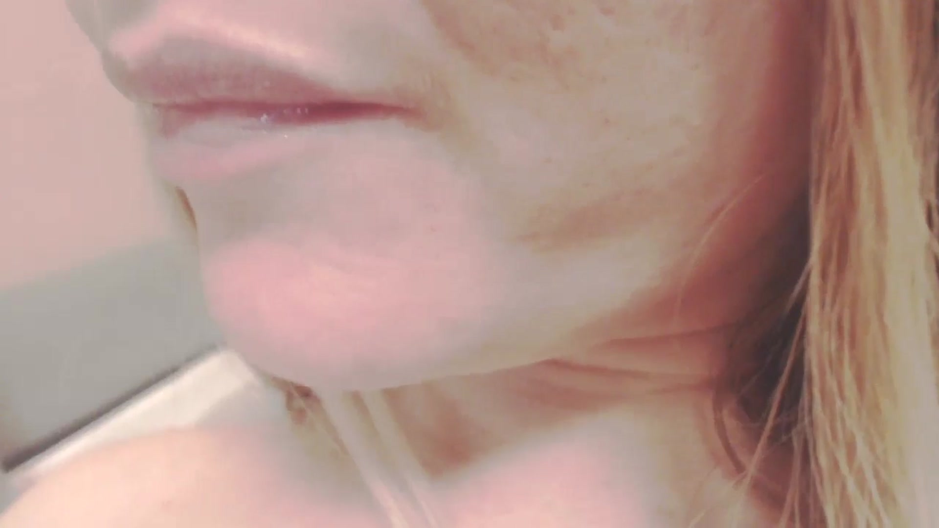 Gallery image thumbnail from SoLittleAmber's myfreecams stream on, 10/29/2024, 11:05 image 18 of 20