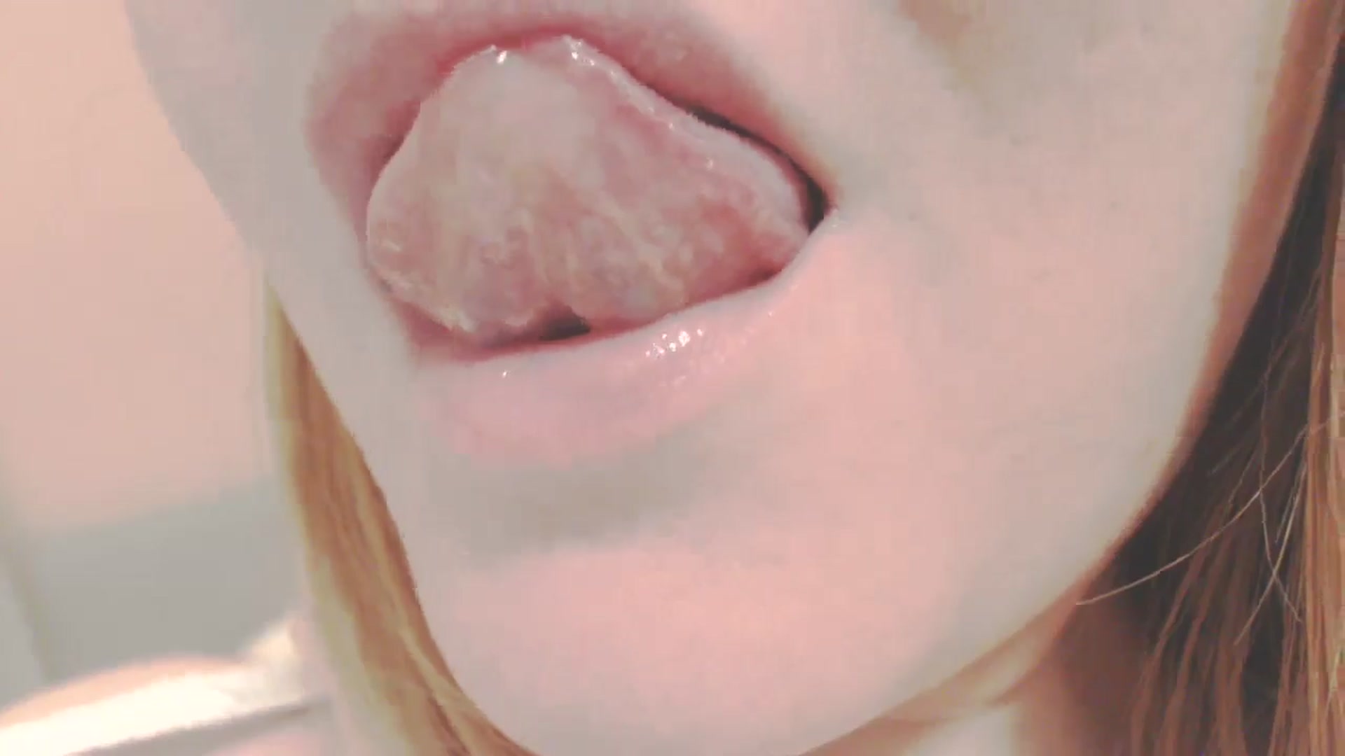 Gallery image thumbnail from SoLittleAmber's myfreecams stream on, 04/14/2025, 11:08 image 8 of 20
