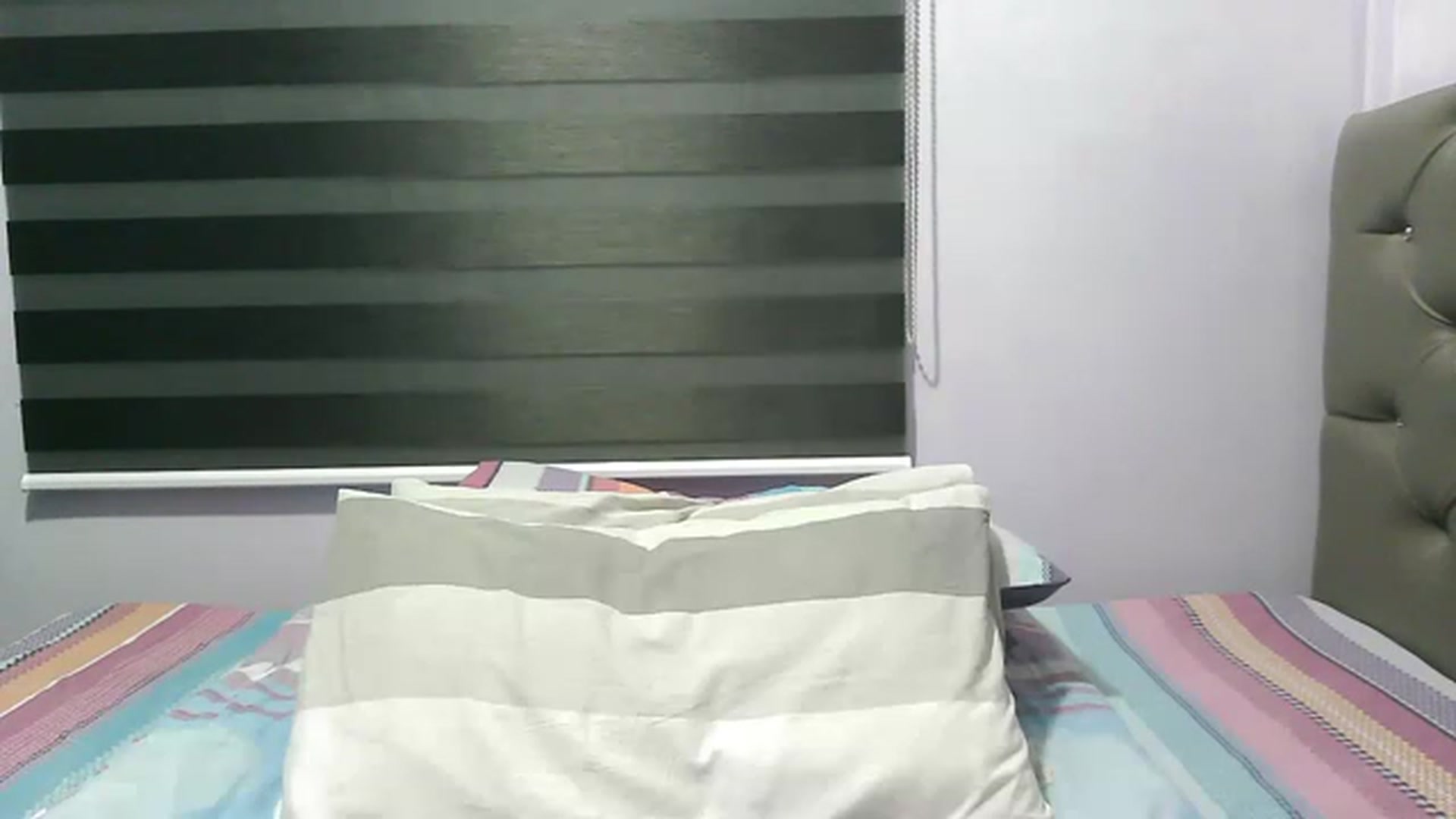 Gallery image thumbnail from SoMuchLove4u's myfreecams stream on, 02/04/2023, 12:24 image 15 of 20