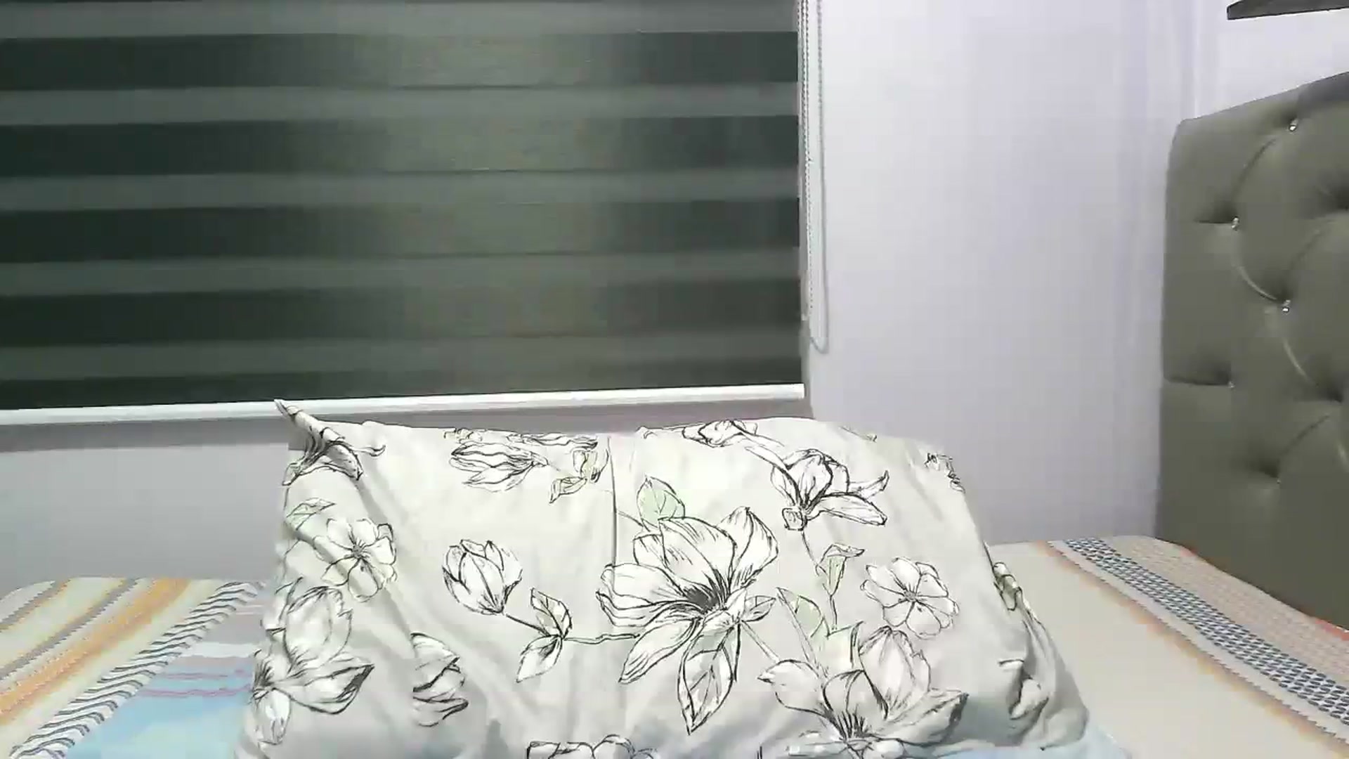 Gallery image thumbnail from SoMuchLove4u's myfreecams stream on, 07/24/2023, 16:51 image 20 of 20