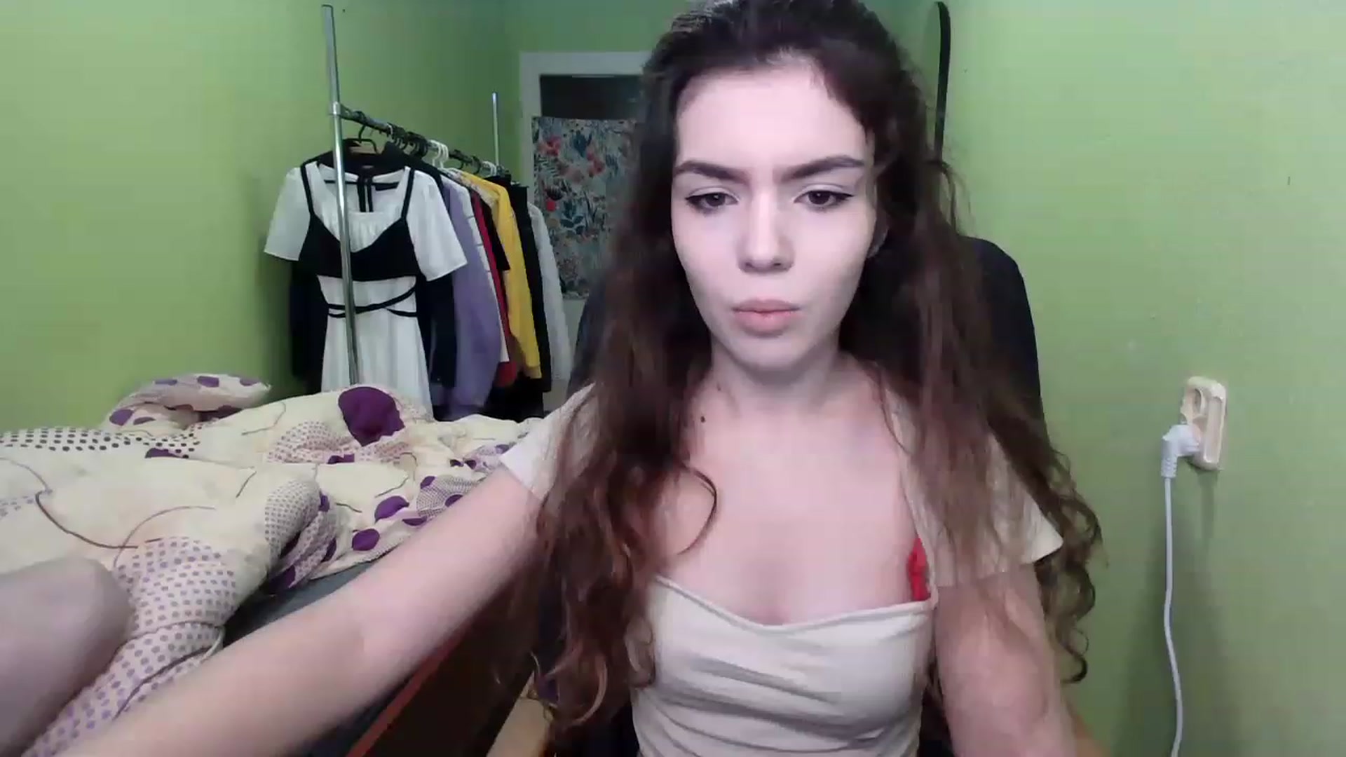 Gallery image thumbnail from So_Karry's myfreecams stream on, 12/06/2022, 12:16 image 5 of 20
