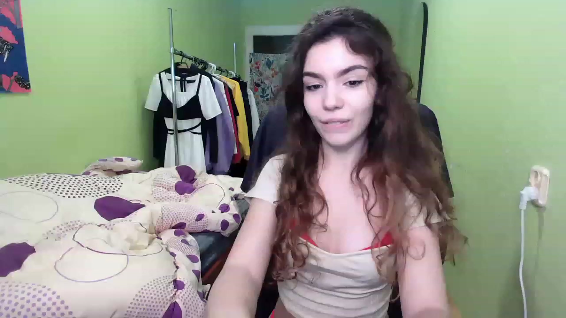 Gallery image thumbnail from So_Karry's myfreecams stream on, 12/06/2022, 14:11 image 17 of 20
