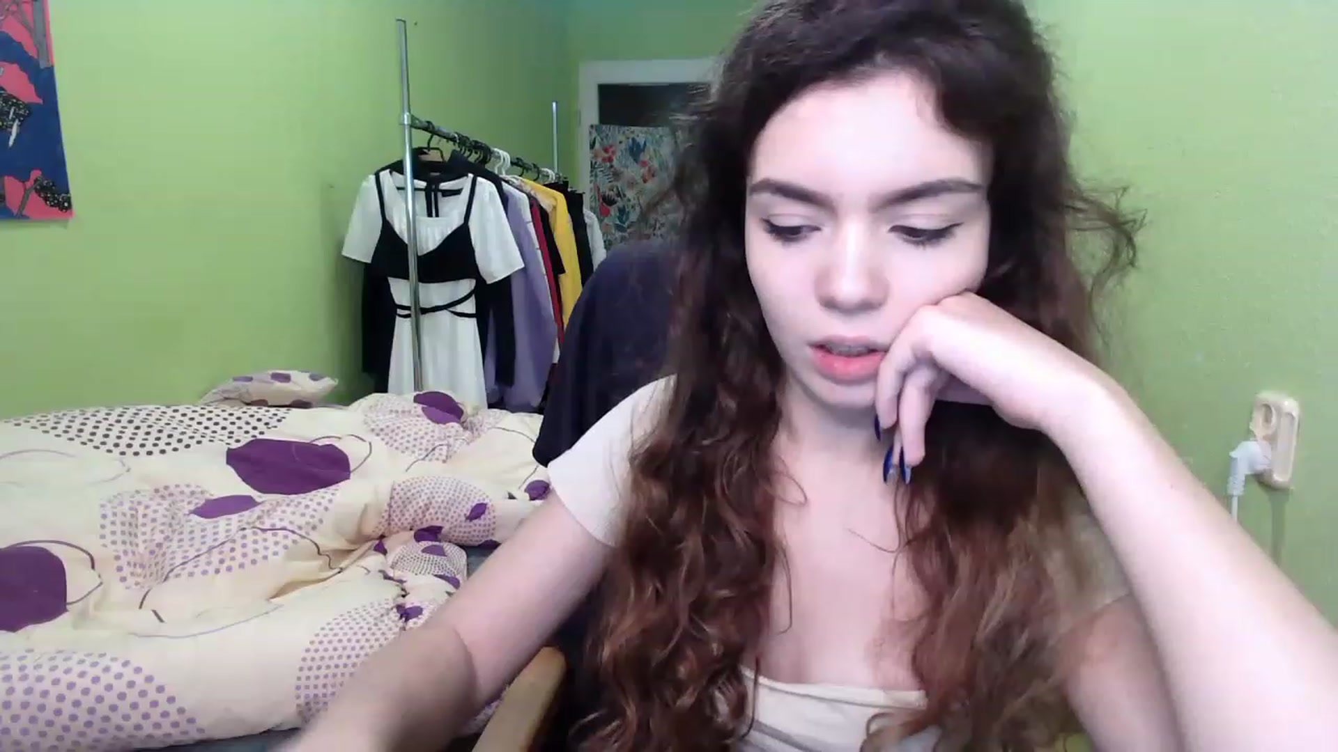 Gallery image thumbnail from So_Karry's myfreecams stream on, 12/06/2022, 14:11 image 12 of 20