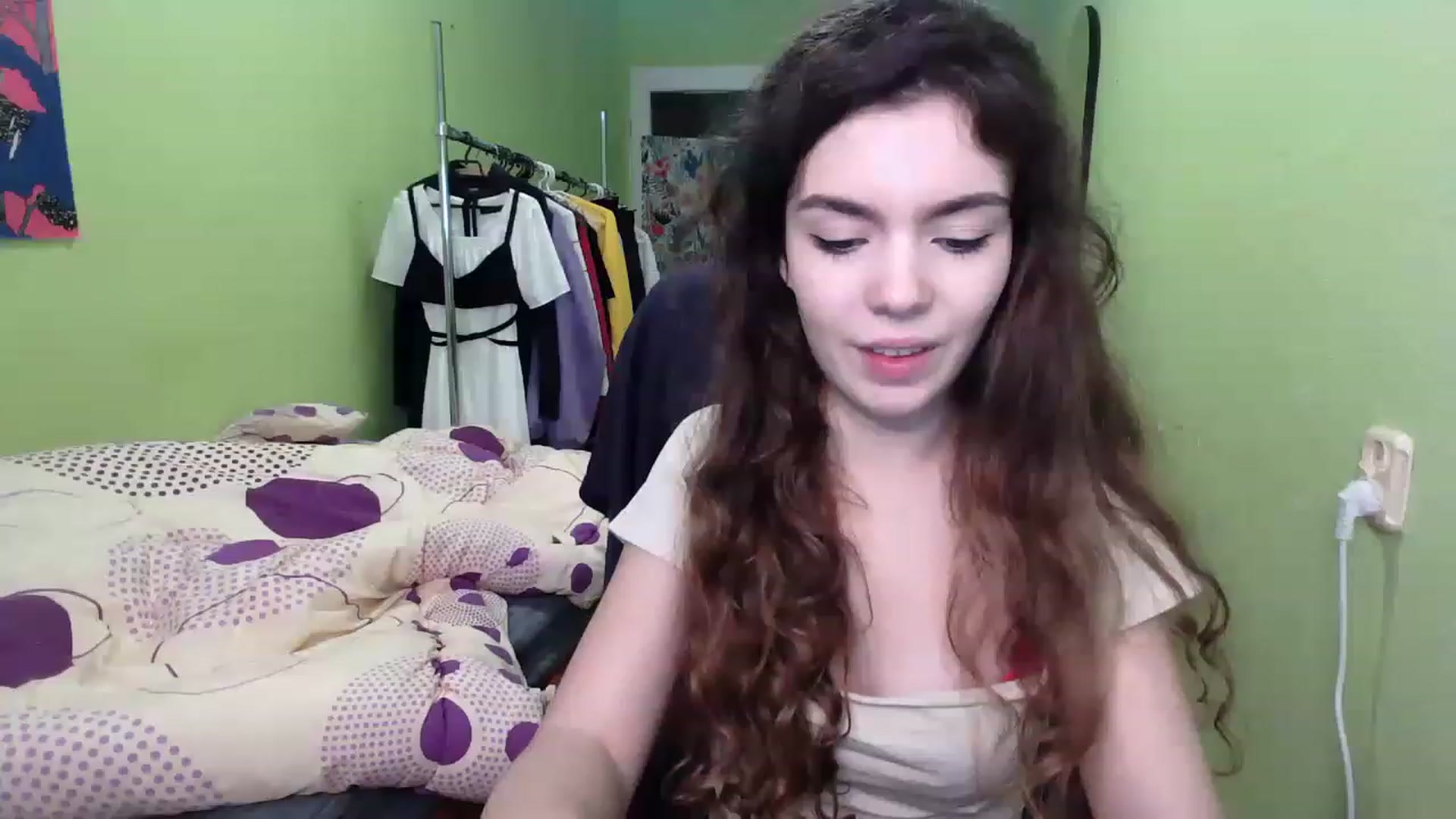 Gallery image thumbnail from So_Karry's myfreecams stream on, 12/06/2022, 14:11 image 13 of 20