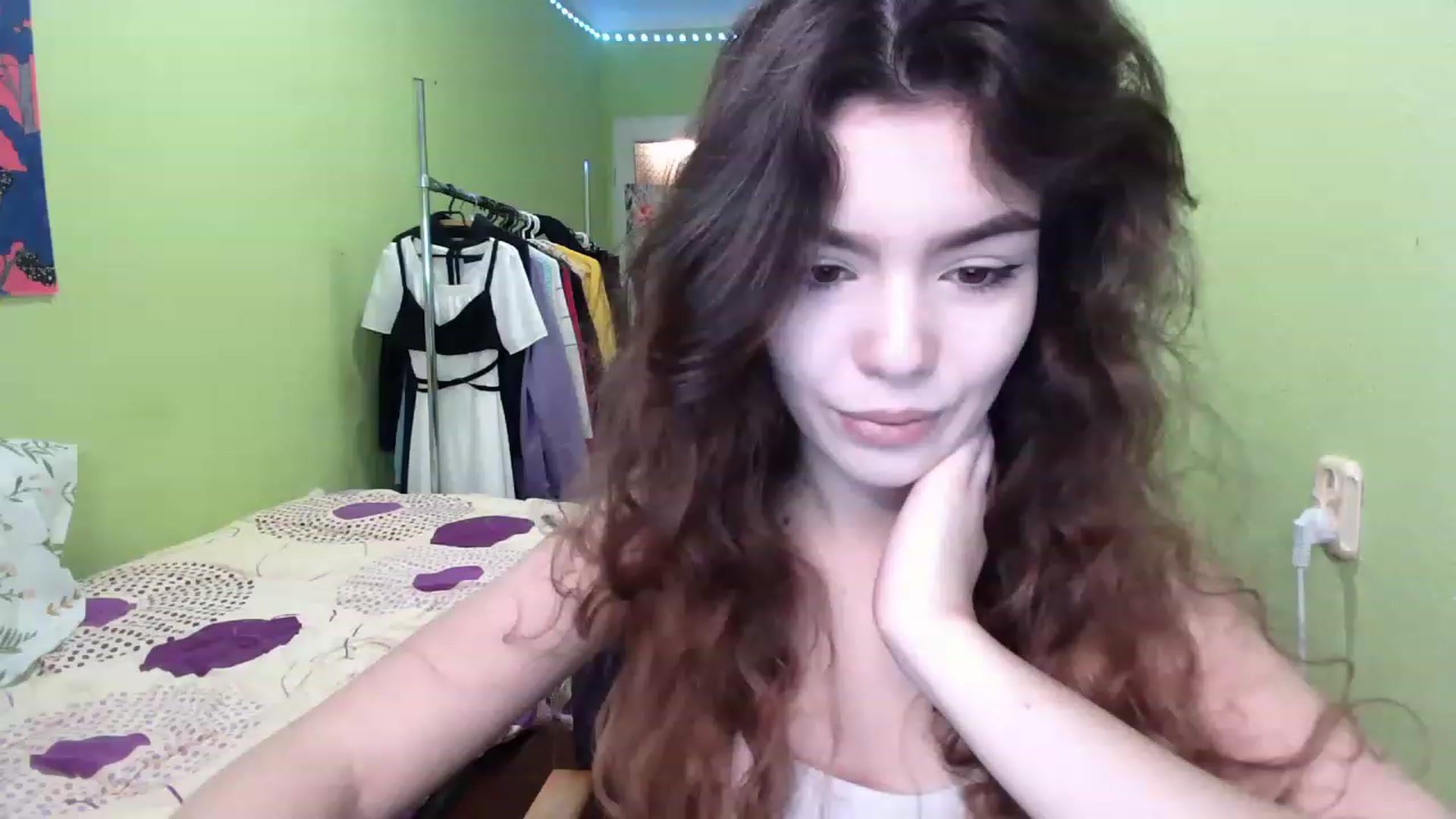 Gallery image thumbnail from So_Karry's myfreecams stream on, 12/07/2022, 14:04 image 17 of 20