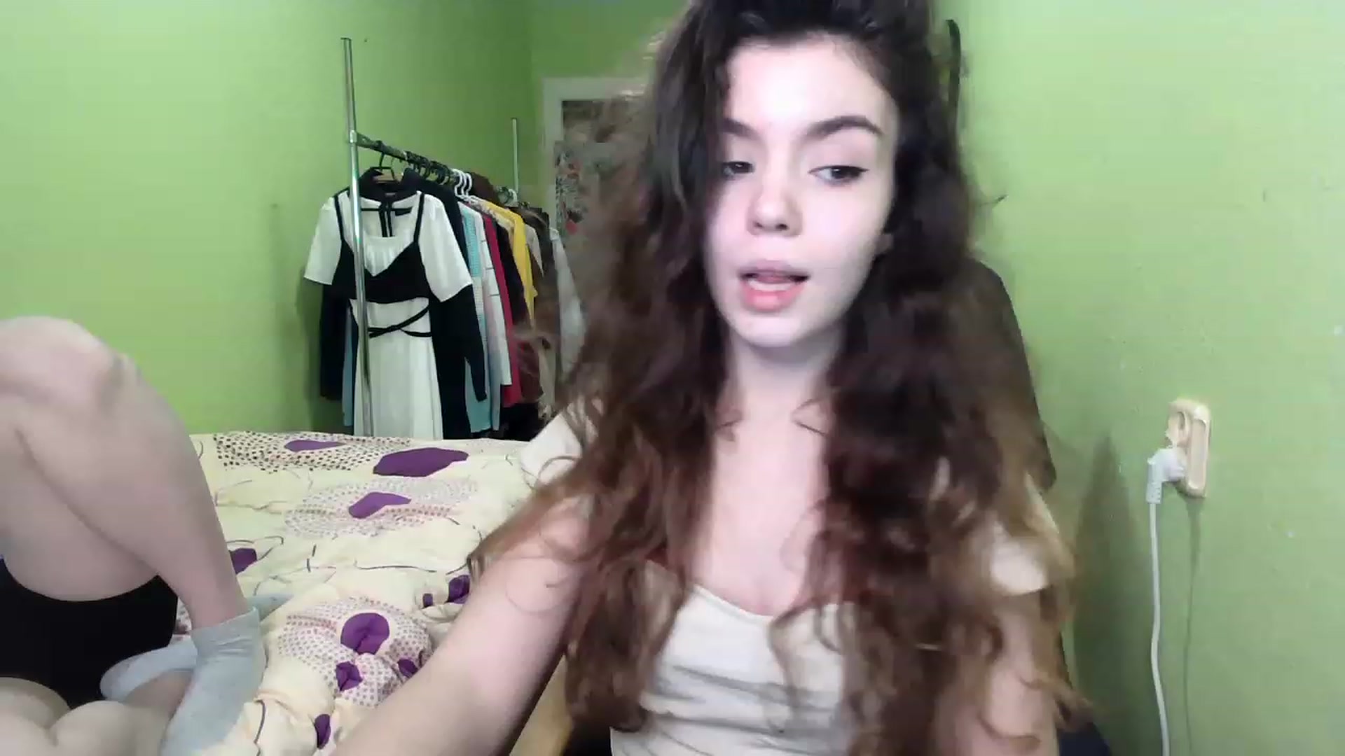 Gallery image thumbnail from So_Karry's myfreecams stream on, 12/08/2022, 14:27 image 19 of 20