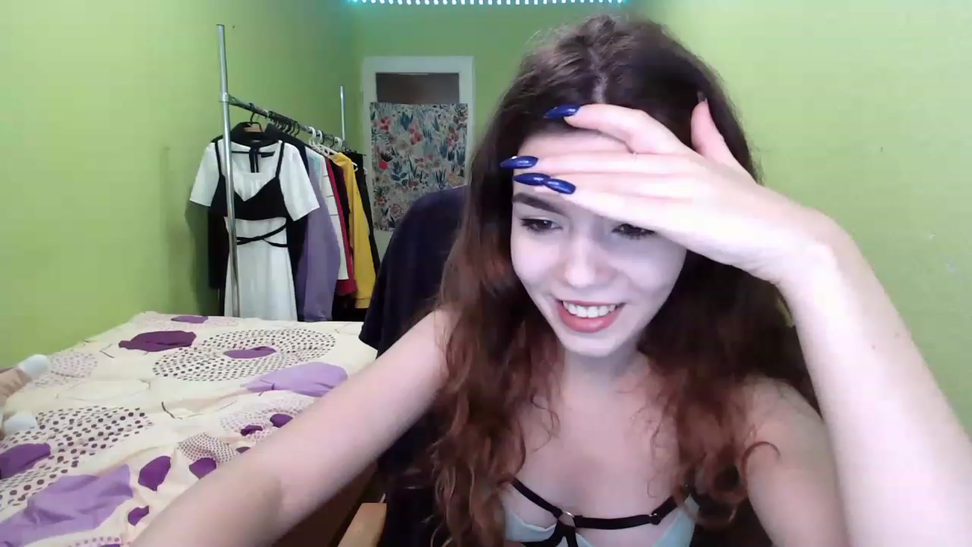 Gallery image thumbnail from So_Karry's myfreecams stream on, 12/12/2022, 13:28 image 9 of 20