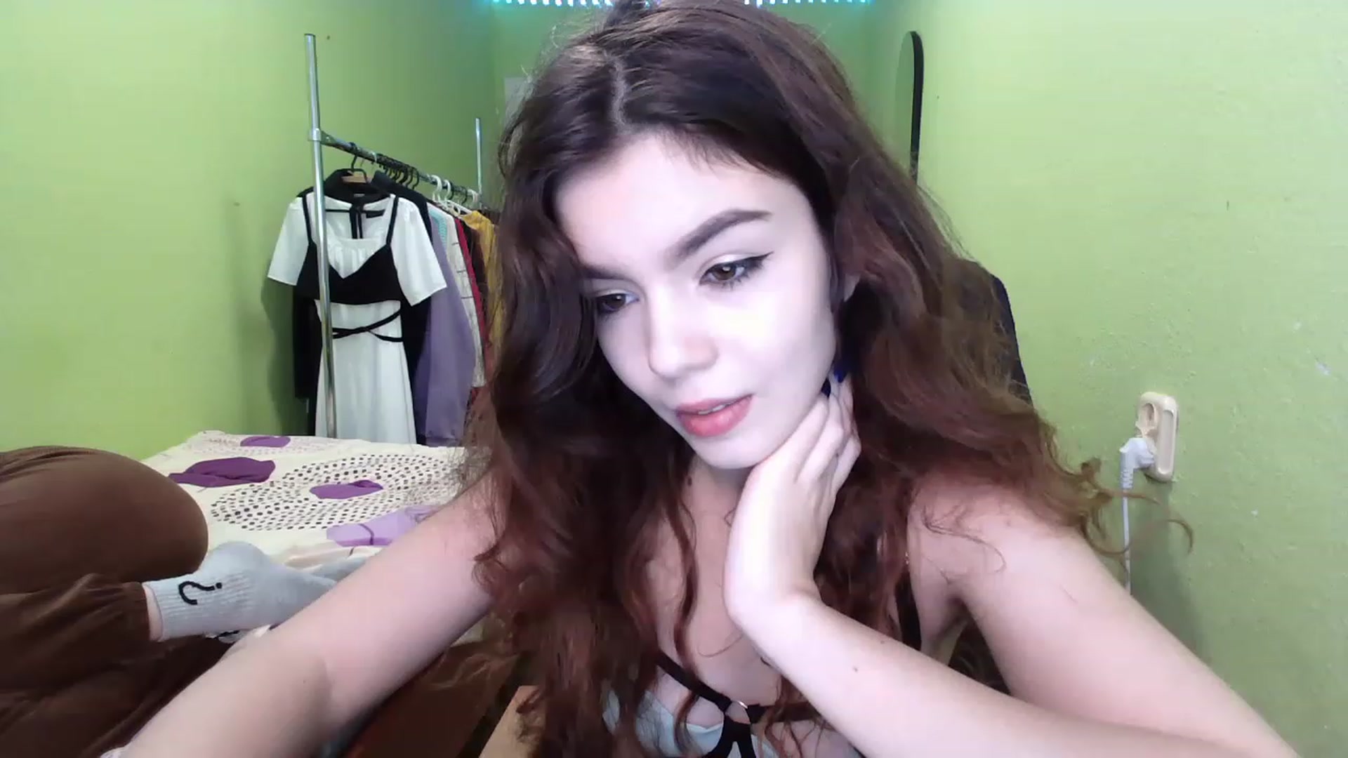 Gallery image thumbnail from So_Karry's myfreecams stream on, 12/12/2022, 13:28 image 12 of 20