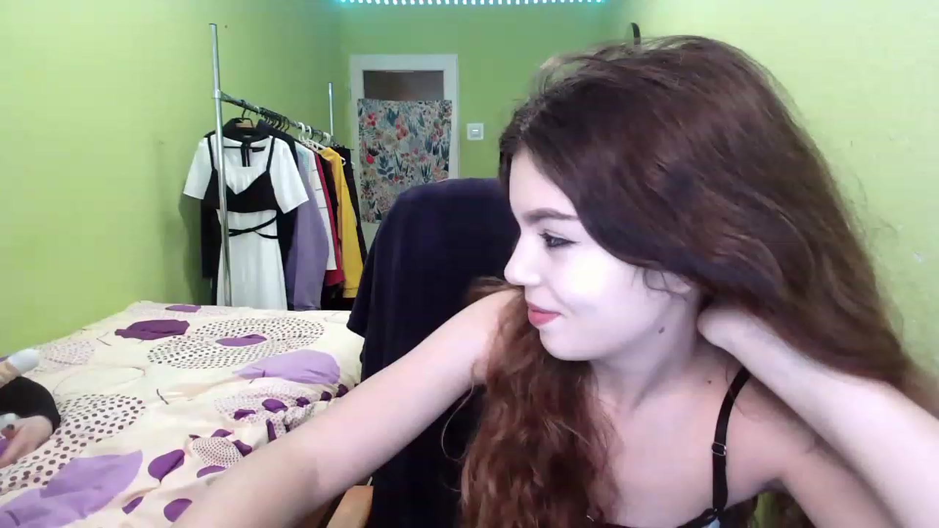 Gallery image thumbnail from So_Karry's myfreecams stream on, 12/12/2022, 13:28 image 7 of 20