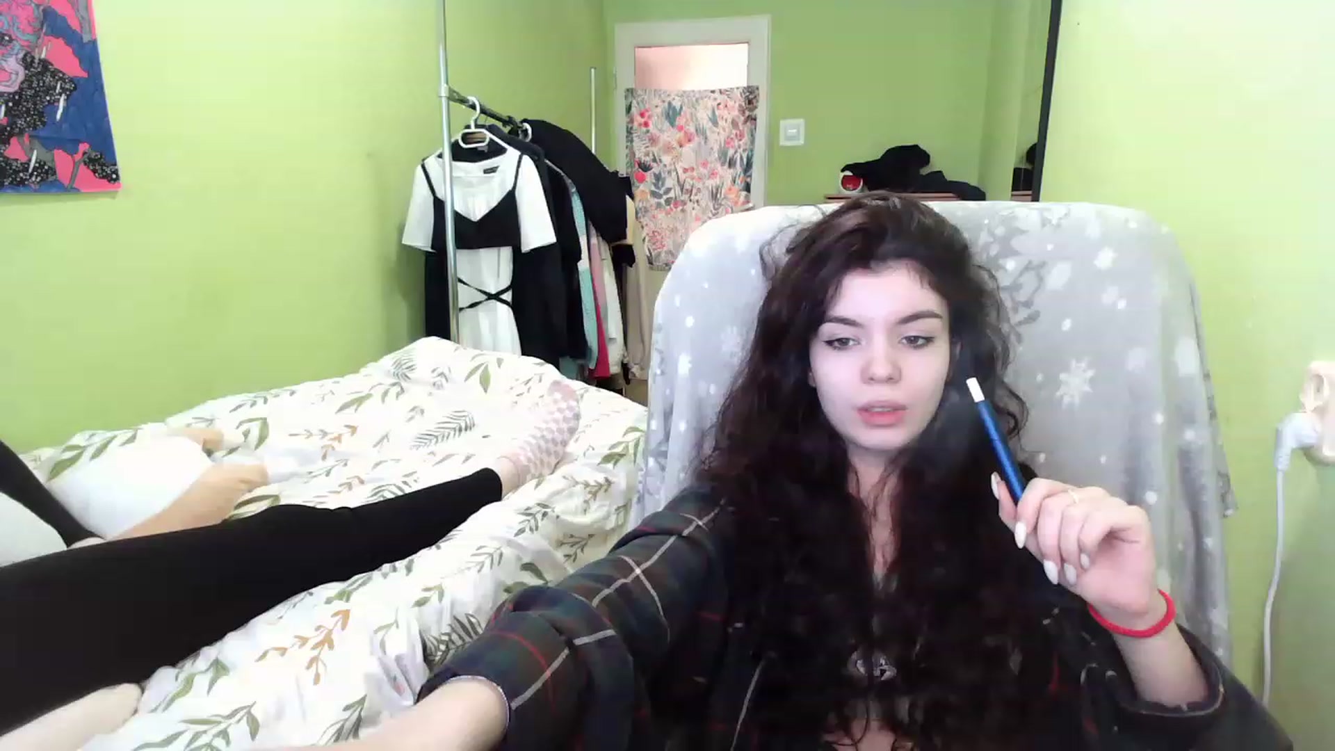 Gallery image thumbnail from So_Karry's myfreecams stream on, 01/17/2023, 12:33 image 2 of 20