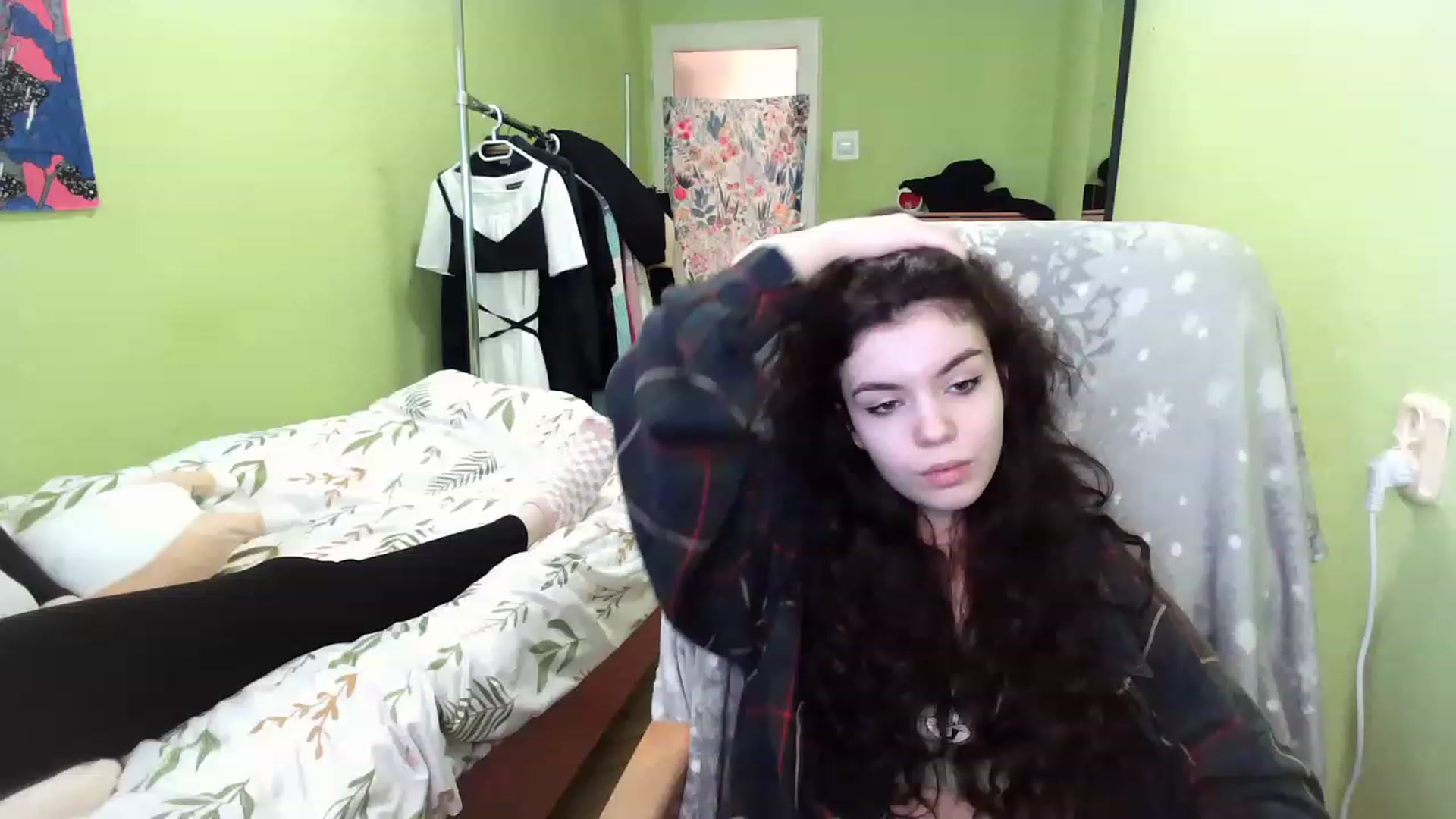 Gallery image thumbnail from So_Karry's myfreecams stream on, 01/17/2023, 12:33 image 5 of 20