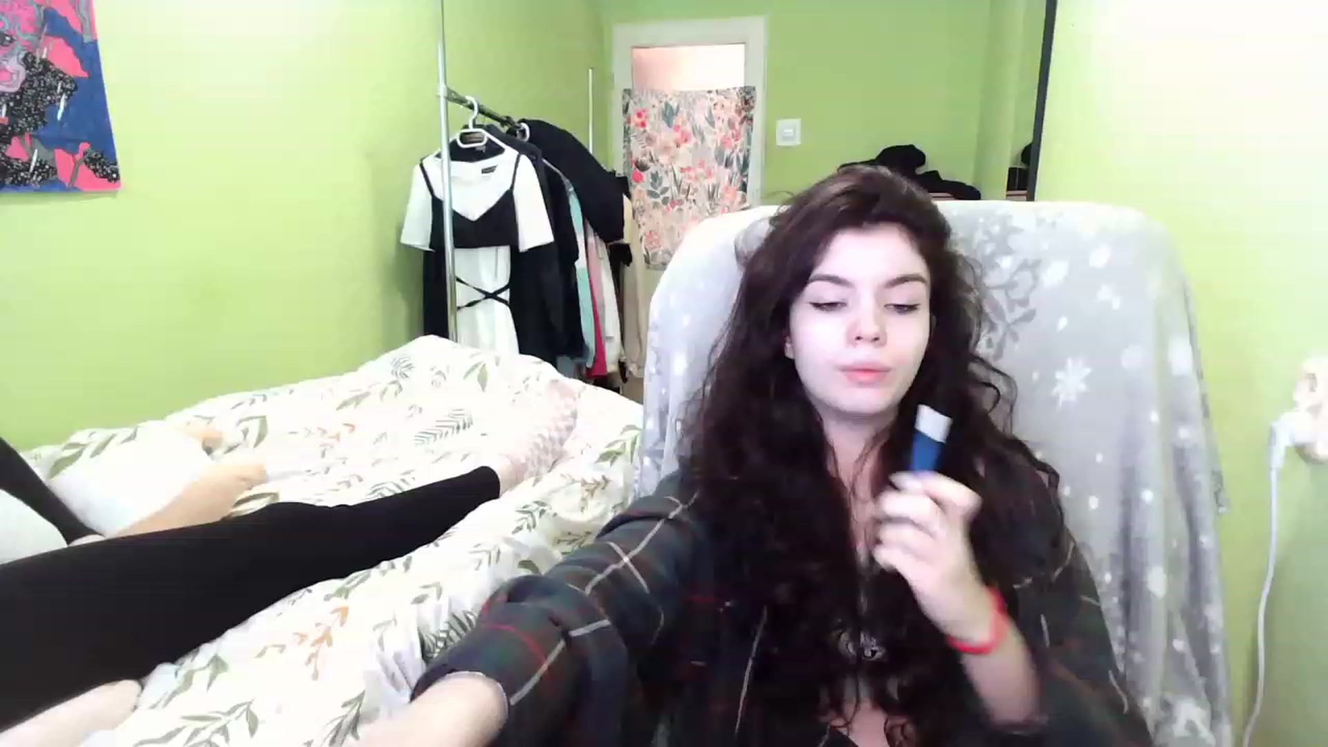 Gallery image thumbnail from So_Karry's myfreecams stream on, 01/17/2023, 12:33 image 1 of 20