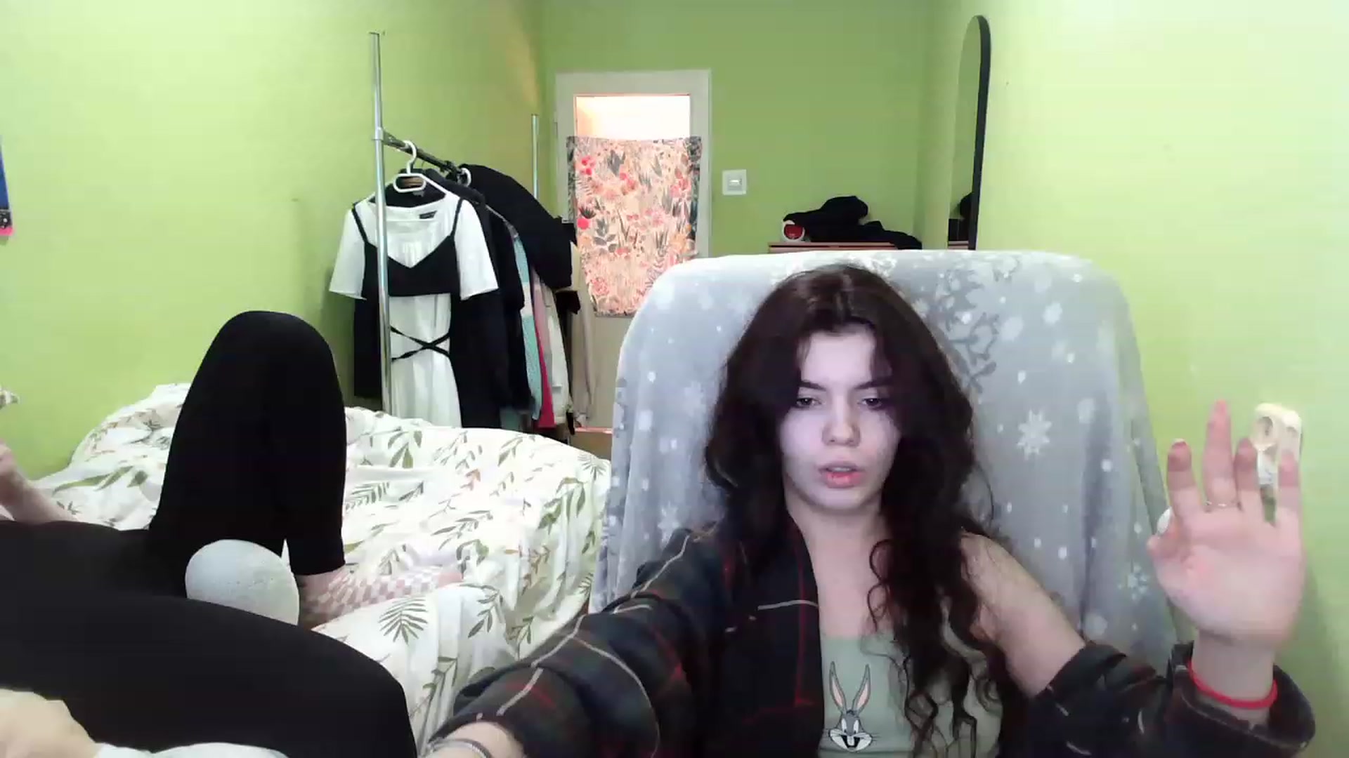 Gallery image thumbnail from So_Karry's myfreecams stream on, 01/17/2023, 14:03 image 4 of 20