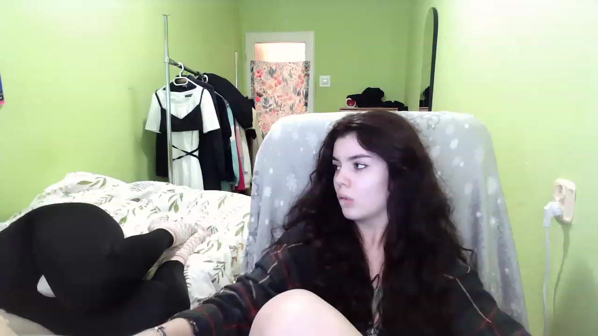 Gallery image thumbnail from So_Karry's myfreecams stream on, 01/17/2023, 14:03 image 20 of 20
