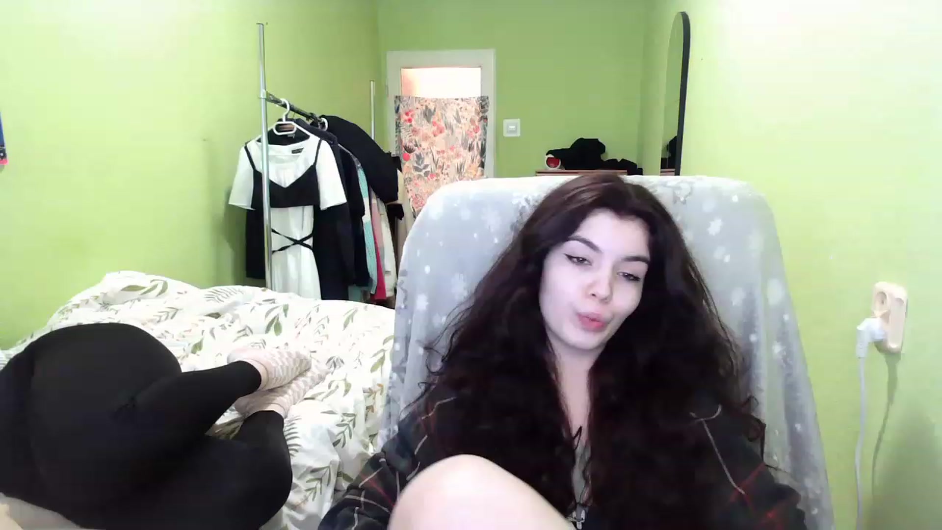 Gallery image thumbnail from So_Karry's myfreecams stream on, 01/17/2023, 14:03 image 19 of 20