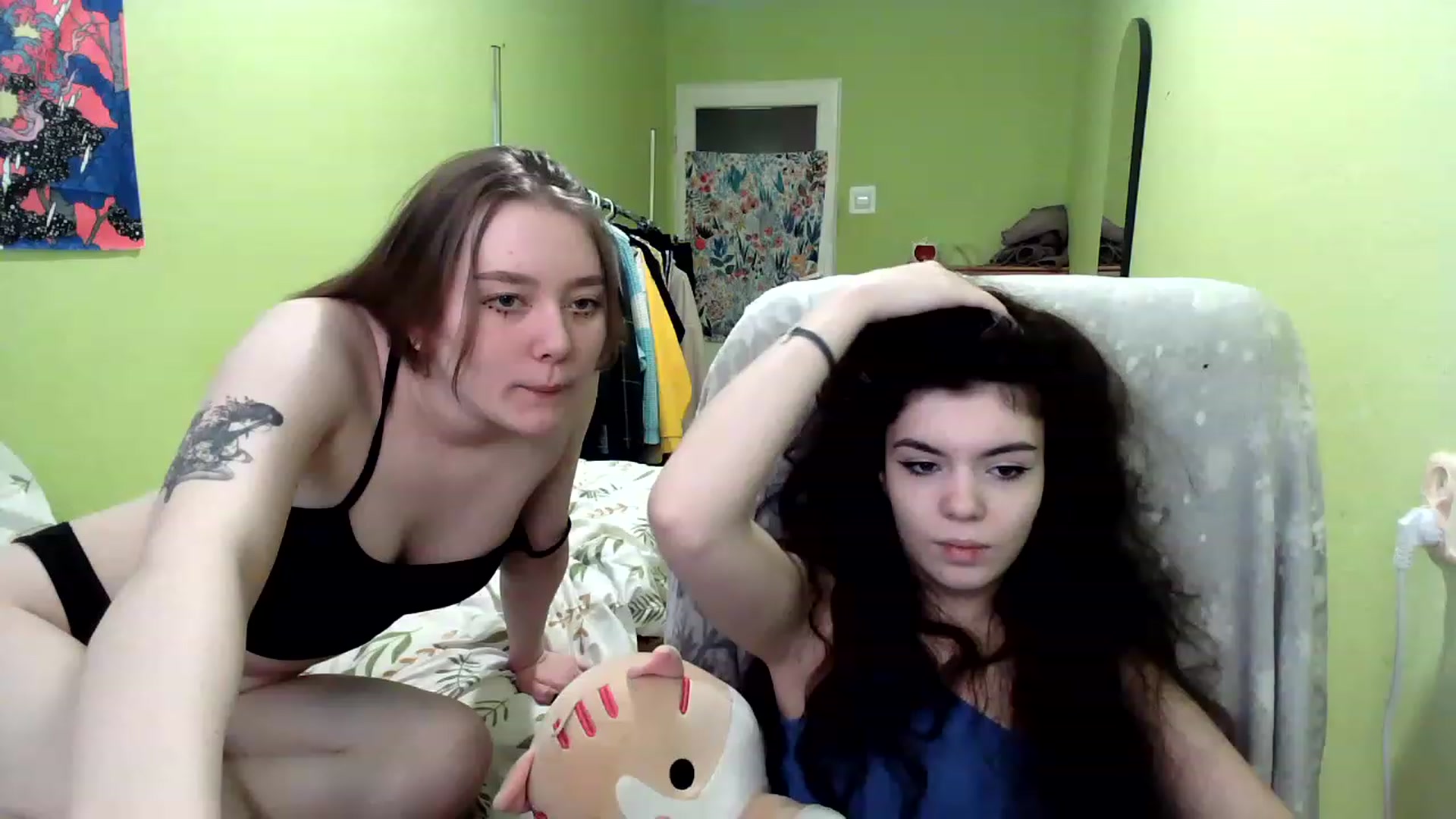 Gallery image thumbnail from So_Karry's myfreecams stream on, 01/20/2023, 13:33 image 7 of 20