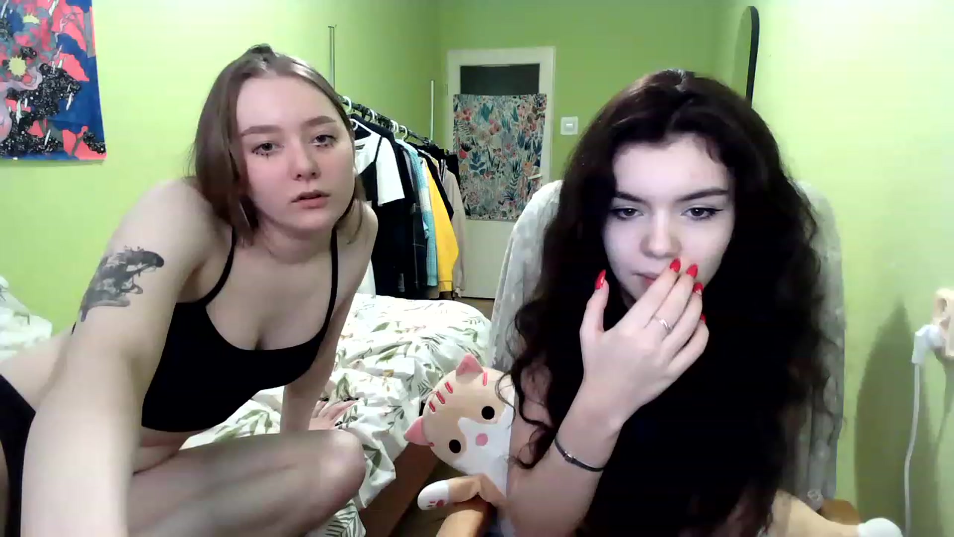 Gallery image thumbnail from So_Karry's myfreecams stream on, 01/20/2023, 13:33 image 20 of 20