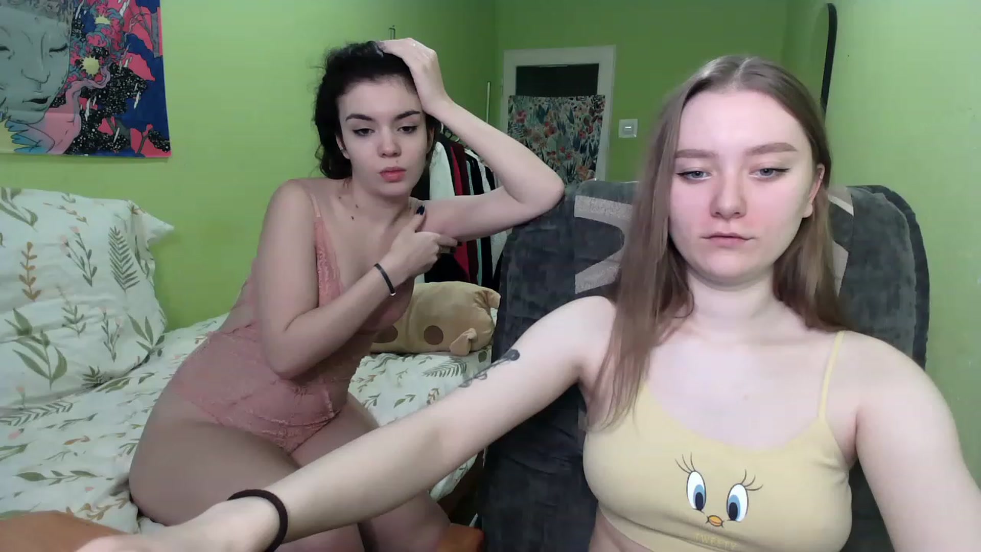 Gallery image thumbnail from So_Karry's myfreecams stream on, 02/02/2023, 14:42 image 6 of 20