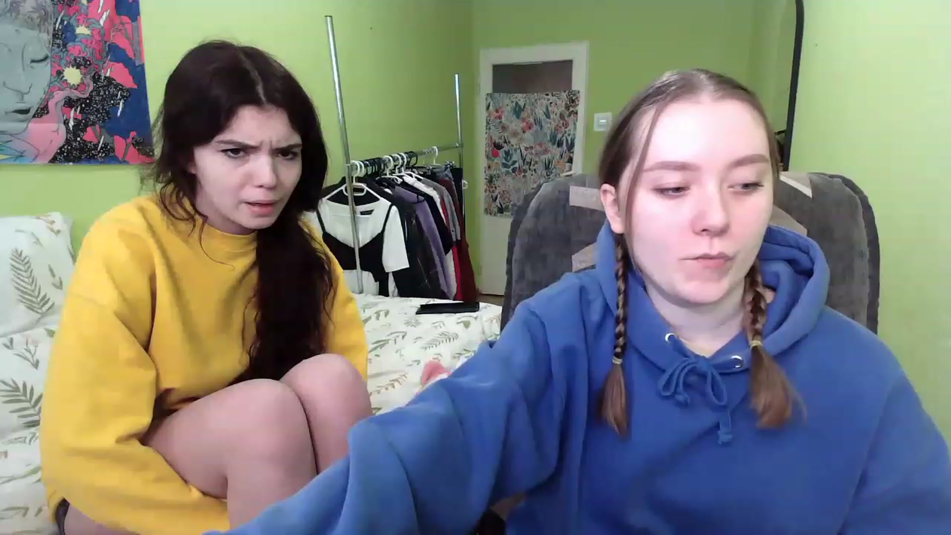Gallery image thumbnail from So_Karry's myfreecams stream on, 02/07/2023, 13:21 image 17 of 20