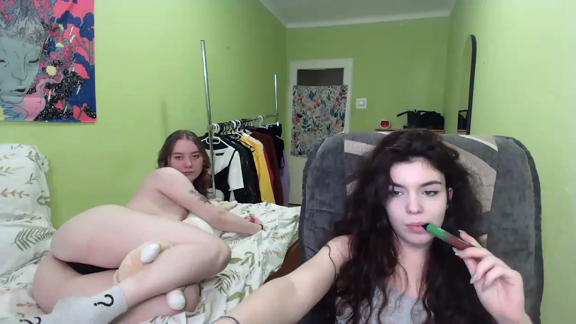 Gallery image thumbnail from So_Karry's myfreecams stream on, 02/10/2023, 14:09 image 16 of 20