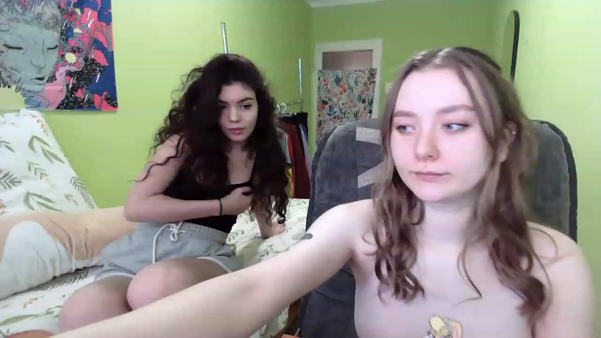 Gallery image thumbnail from So_Karry's myfreecams stream on, 02/11/2023, 13:49 image 1 of 20