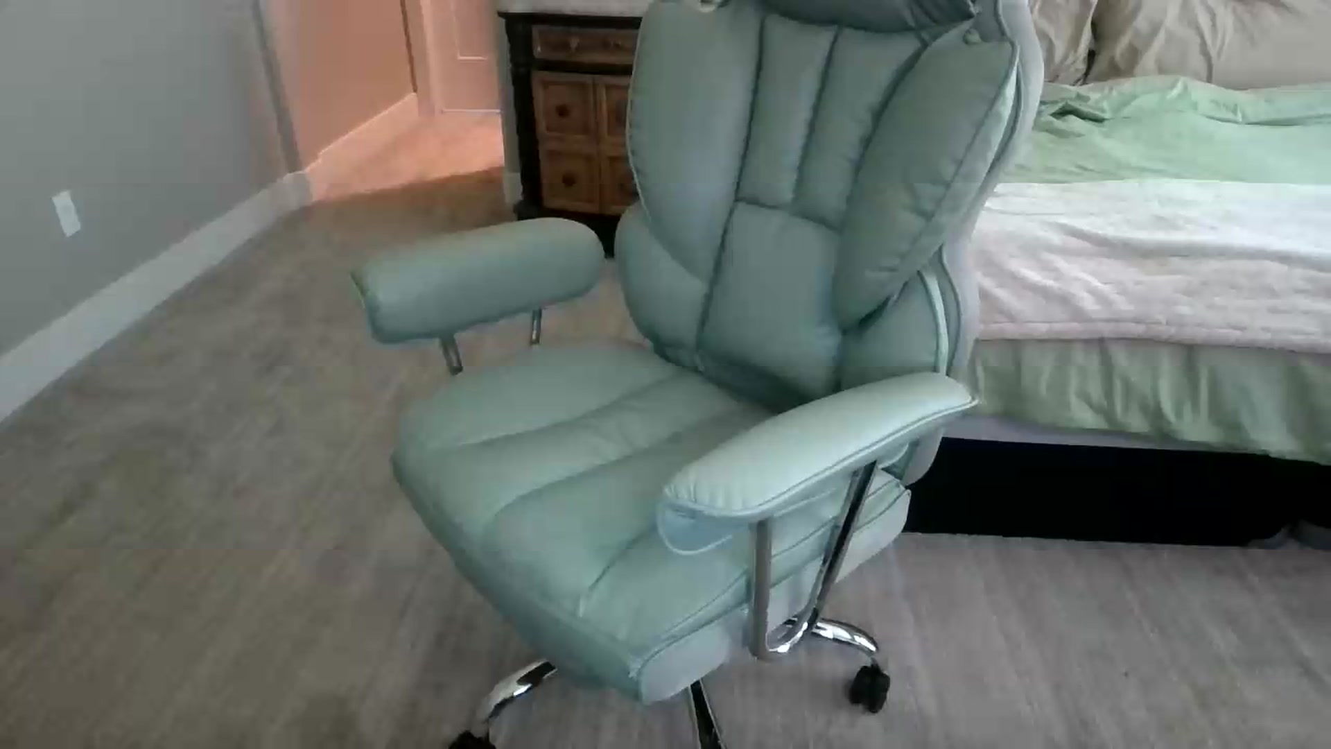 Gallery image thumbnail from Soccer_Trickk's myfreecams stream on, 06/11/2026, 18:11 image 19 of 20