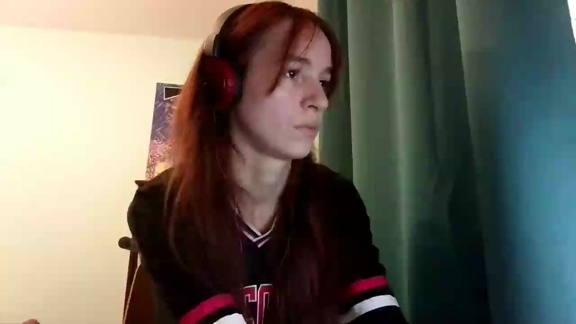 Gallery image thumbnail from Socola's myfreecams stream on, 08/20/2026, 09:32 image 7 of 20