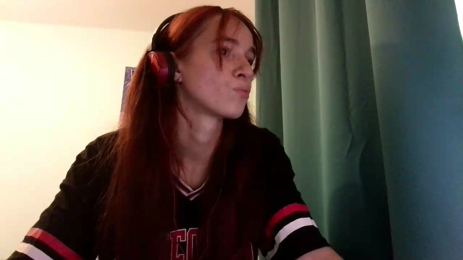 Gallery image thumbnail from Socola's myfreecams stream on, 08/20/2026, 09:32 image 13 of 20