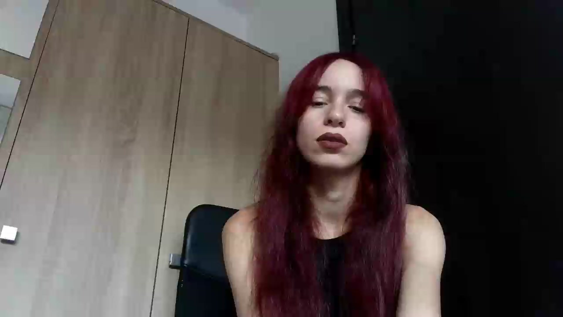 Gallery image thumbnail from Socola's myfreecams stream on, 09/04/2026, 07:15 image 4 of 20