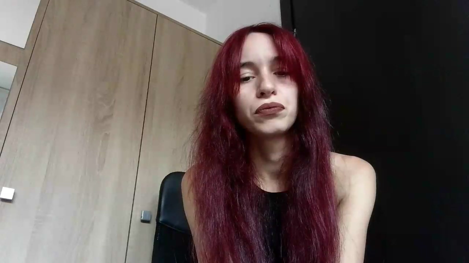 Gallery image thumbnail from Socola's myfreecams stream on, 09/04/2026, 07:15 image 7 of 20