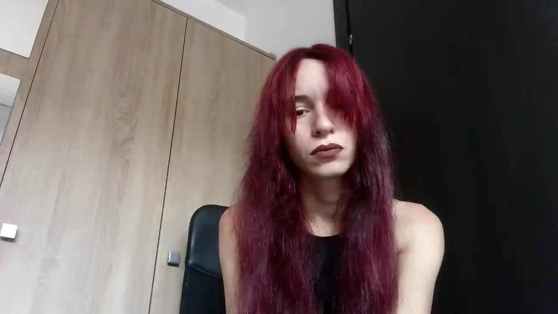 Gallery image thumbnail from Socola's myfreecams stream on, 09/04/2026, 07:15 image 6 of 20