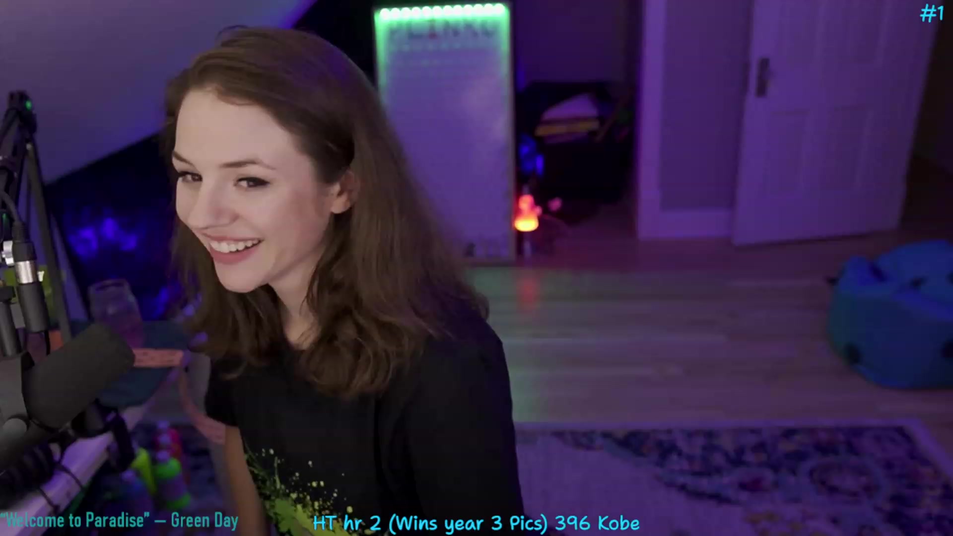 Gallery image thumbnail from Sofee_t's myfreecams stream on, 07/02/2023, 03:02 image 13 of 20