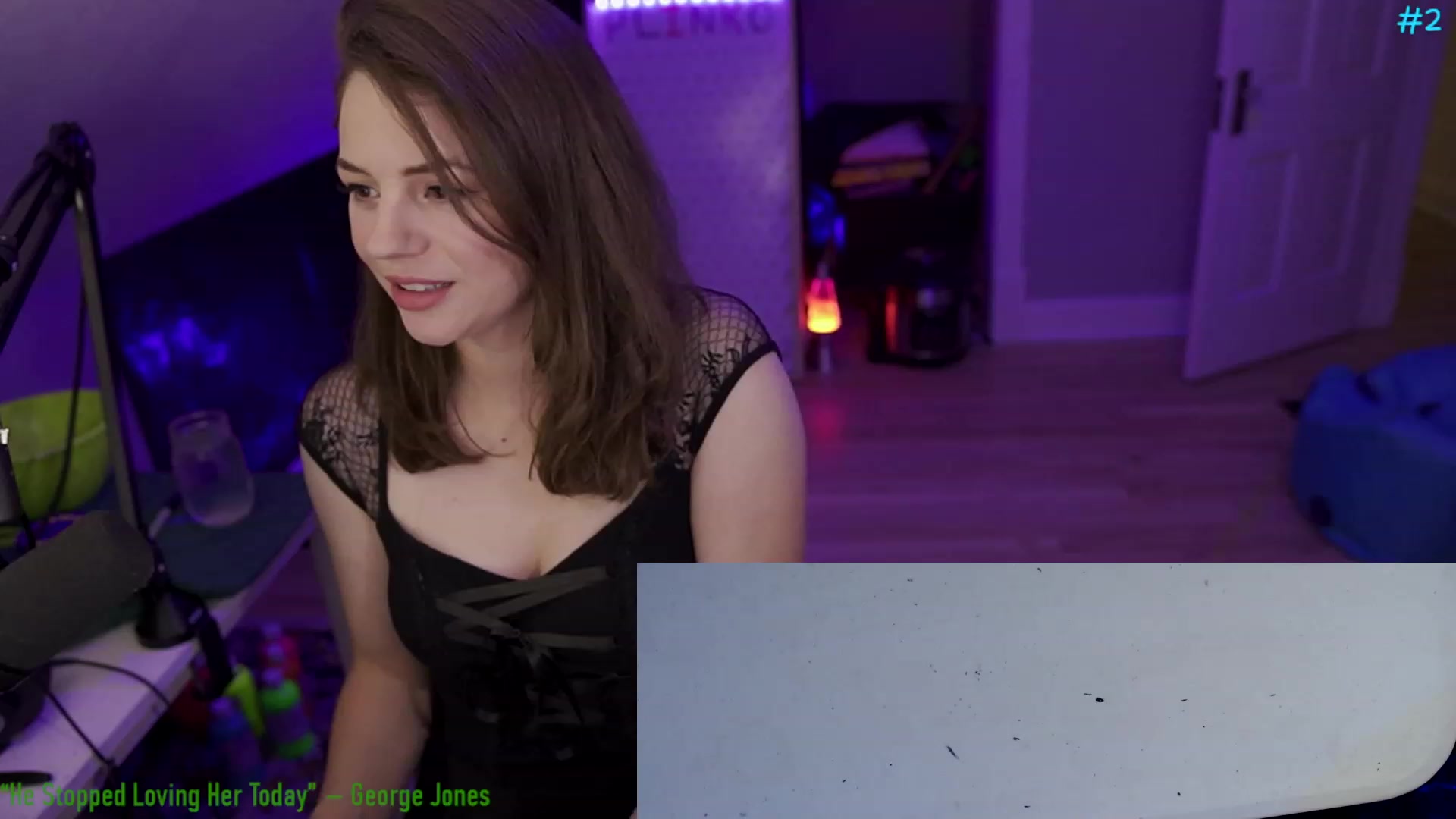 Gallery image thumbnail from Sofee_t's myfreecams stream on, 07/03/2023, 04:04 image 4 of 20