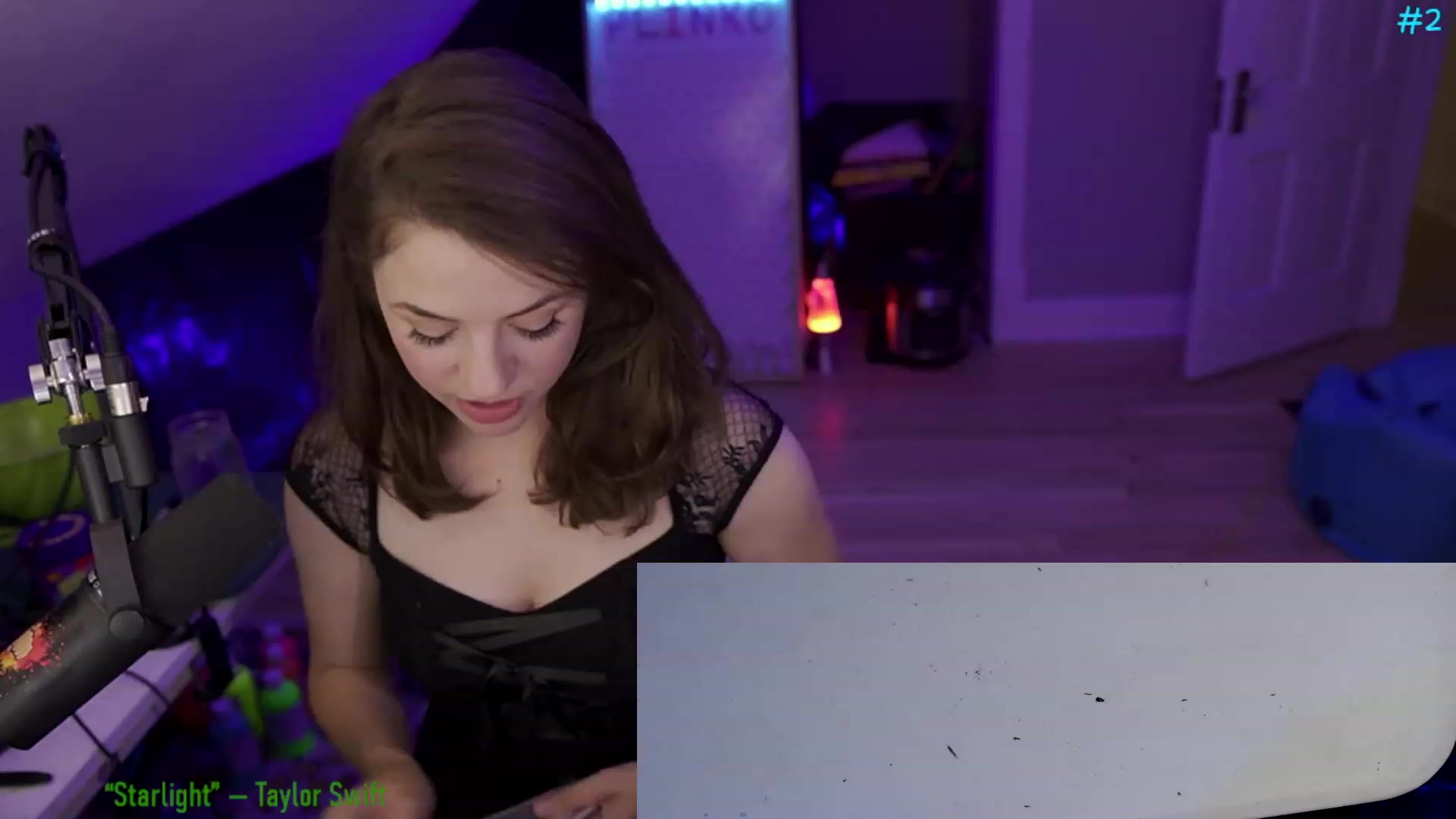 Gallery image thumbnail from Sofee_t's myfreecams stream on, 07/03/2023, 04:04 image 8 of 20