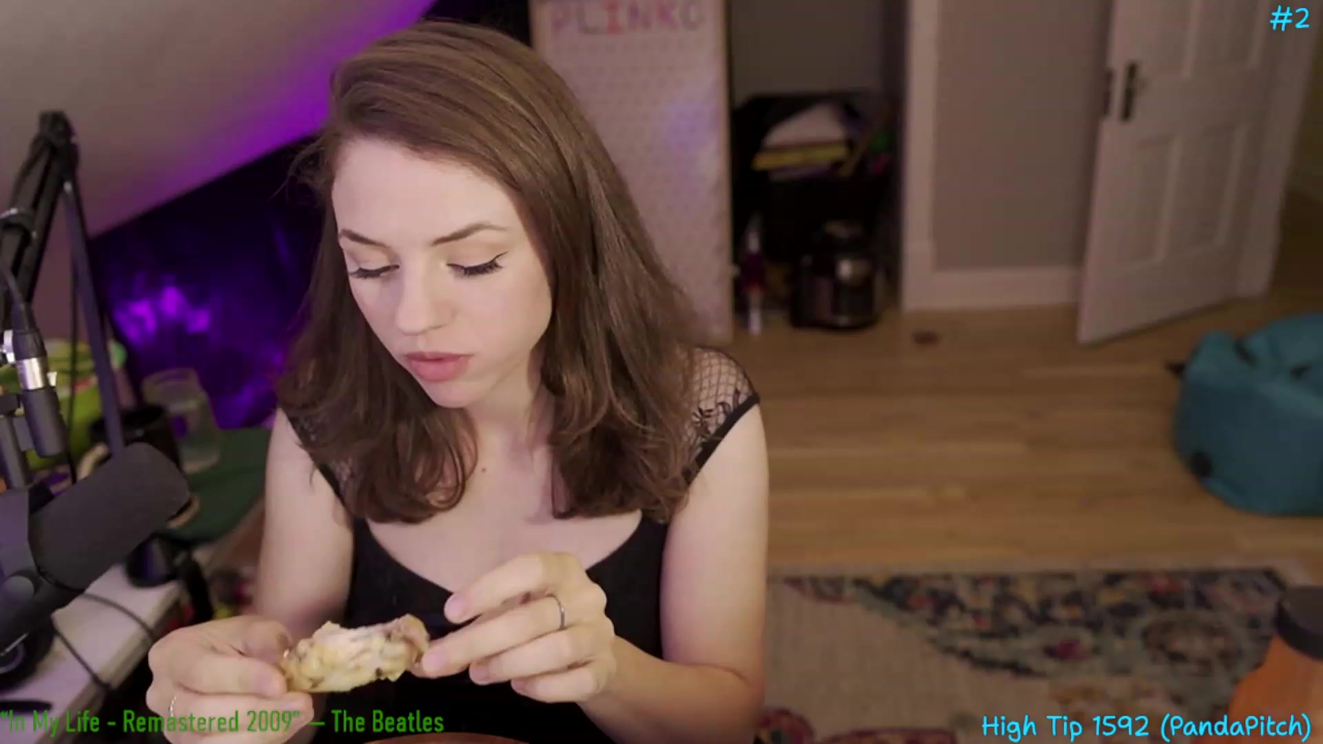 Gallery image thumbnail from Sofee_t's myfreecams stream on, 07/03/2023, 06:33 image 1 of 20