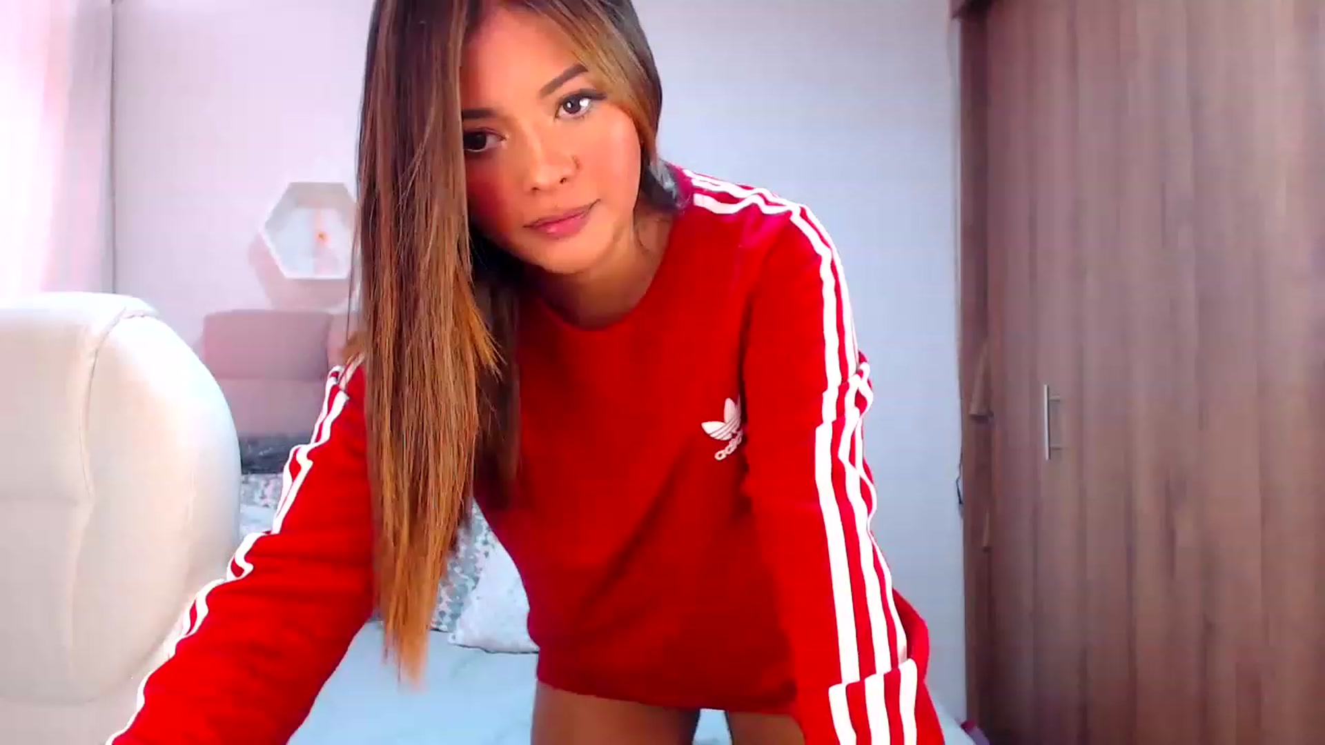 Gallery image thumbnail from Soffiee_vega1's myfreecams stream on, 12/30/2022, 16:20 image 12 of 20