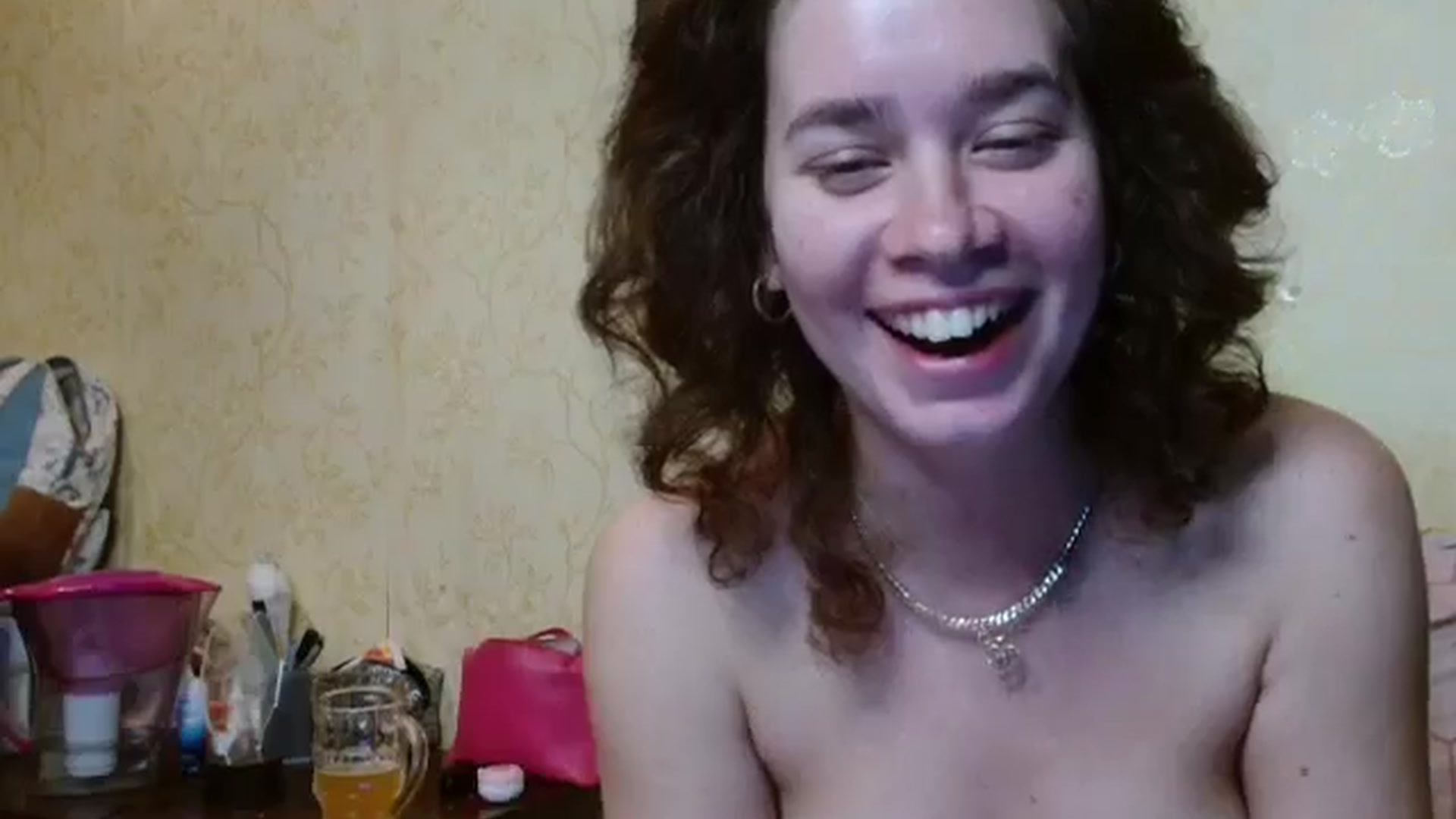 Gallery image thumbnail from SofiAmeli's myfreecams stream on, 04/21/2025, 20:40 image 6 of 20
