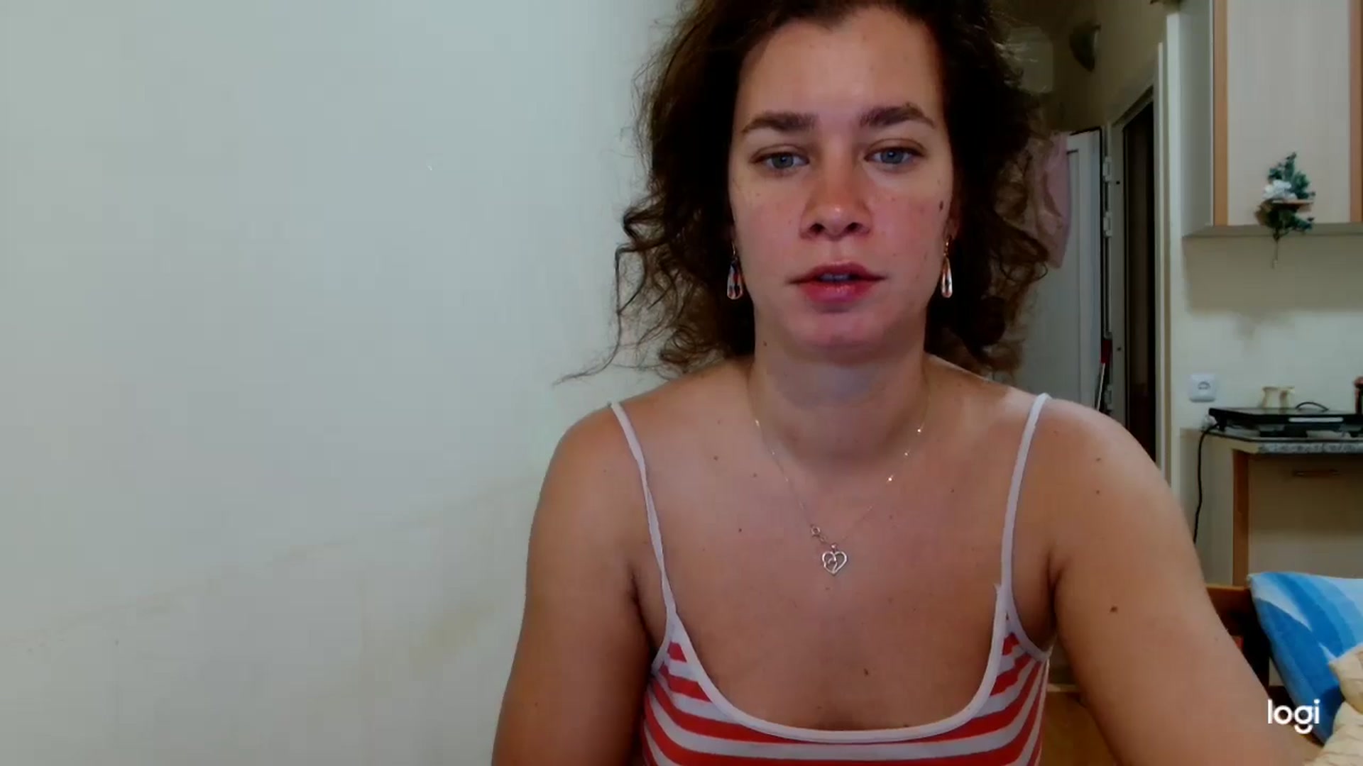 Gallery image thumbnail from SofiAmeli's myfreecams stream on, 09/17/2025, 16:12 image 18 of 20