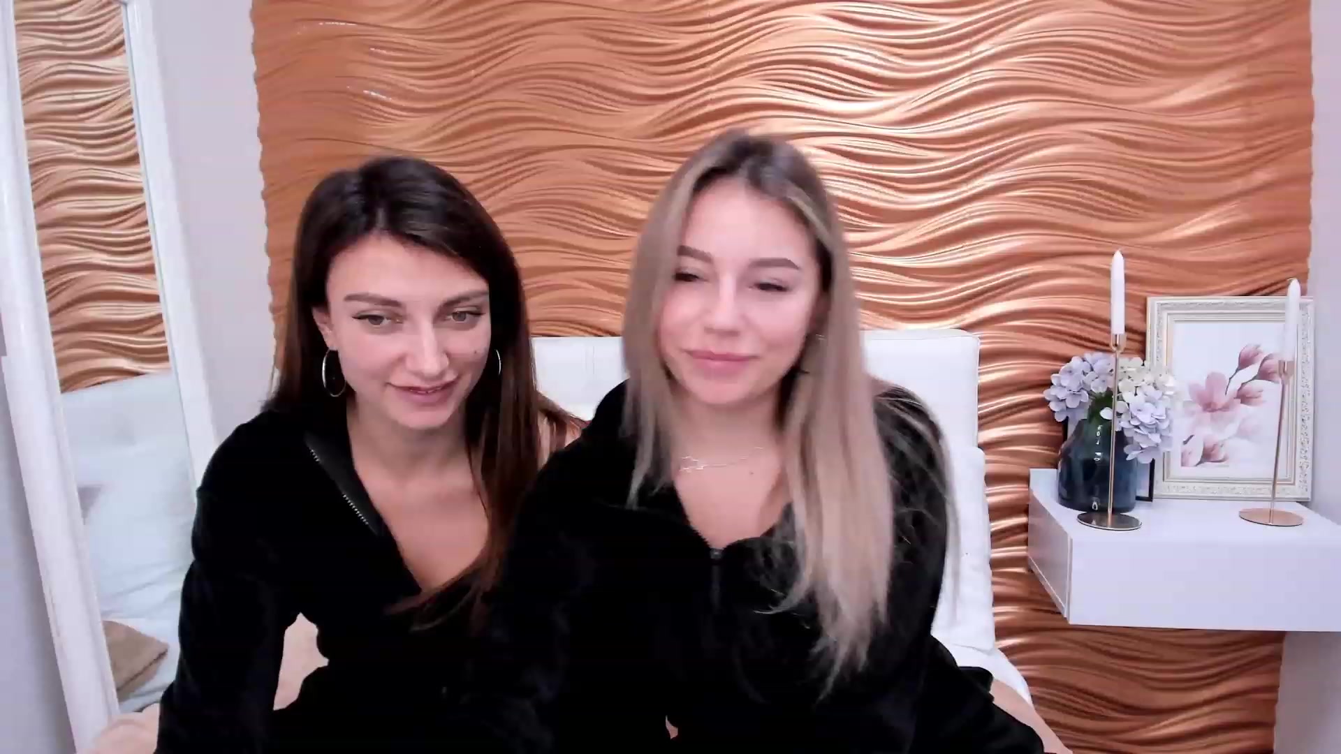 Gallery image thumbnail from SofiBloom's myfreecams stream on, 11/14/2022, 14:02 image 20 of 20