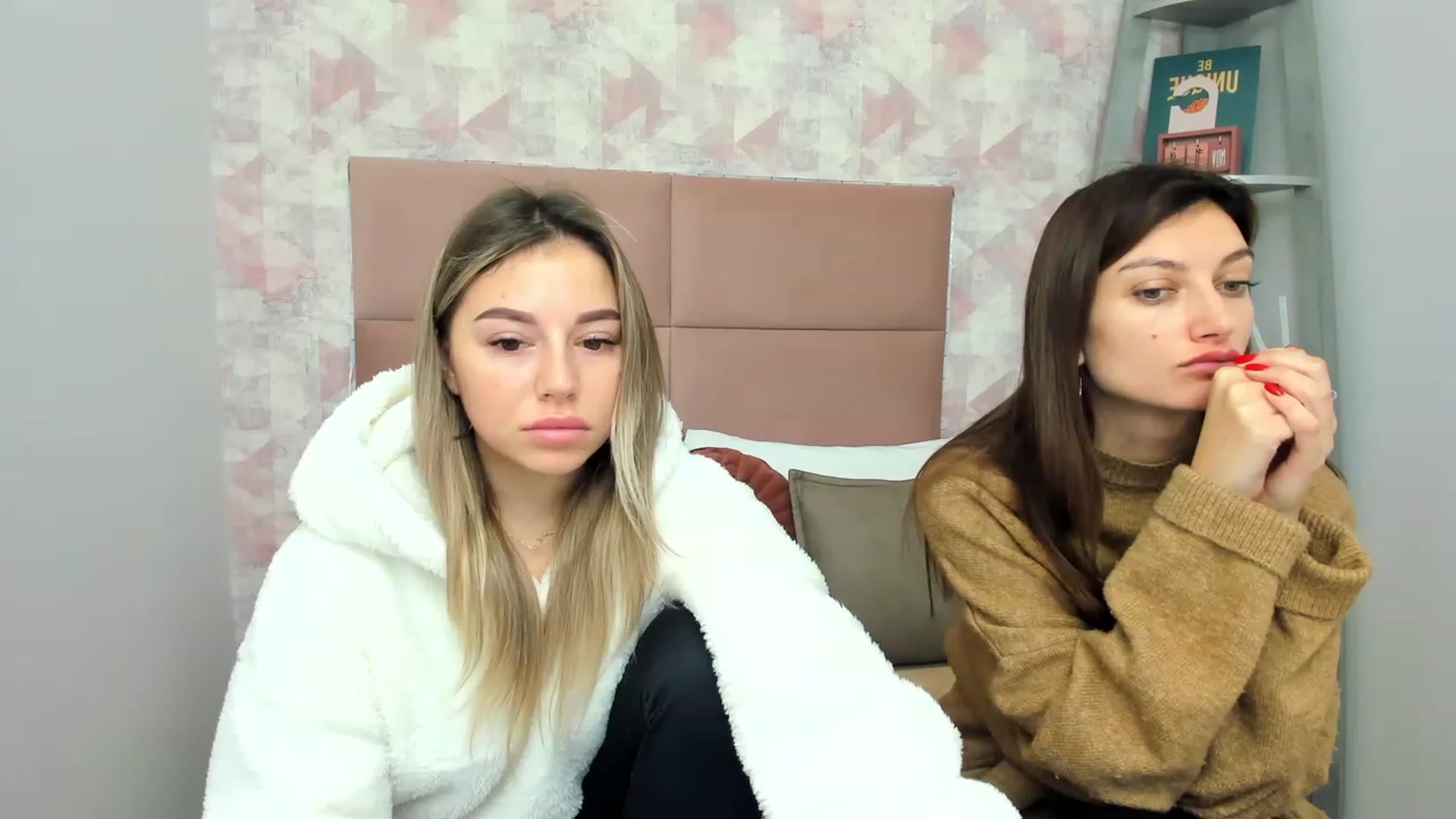 Gallery image thumbnail from SofiBloom's myfreecams stream on, 11/25/2022, 07:11 image 18 of 20