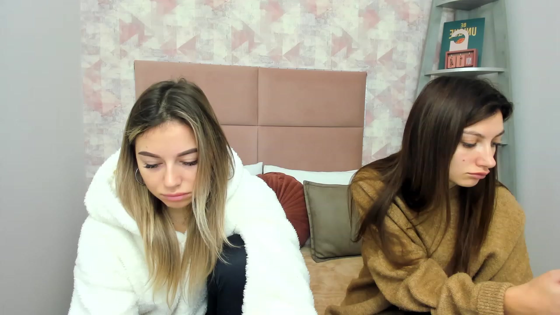 Gallery image thumbnail from SofiBloom's myfreecams stream on, 11/25/2022, 07:11 image 15 of 20